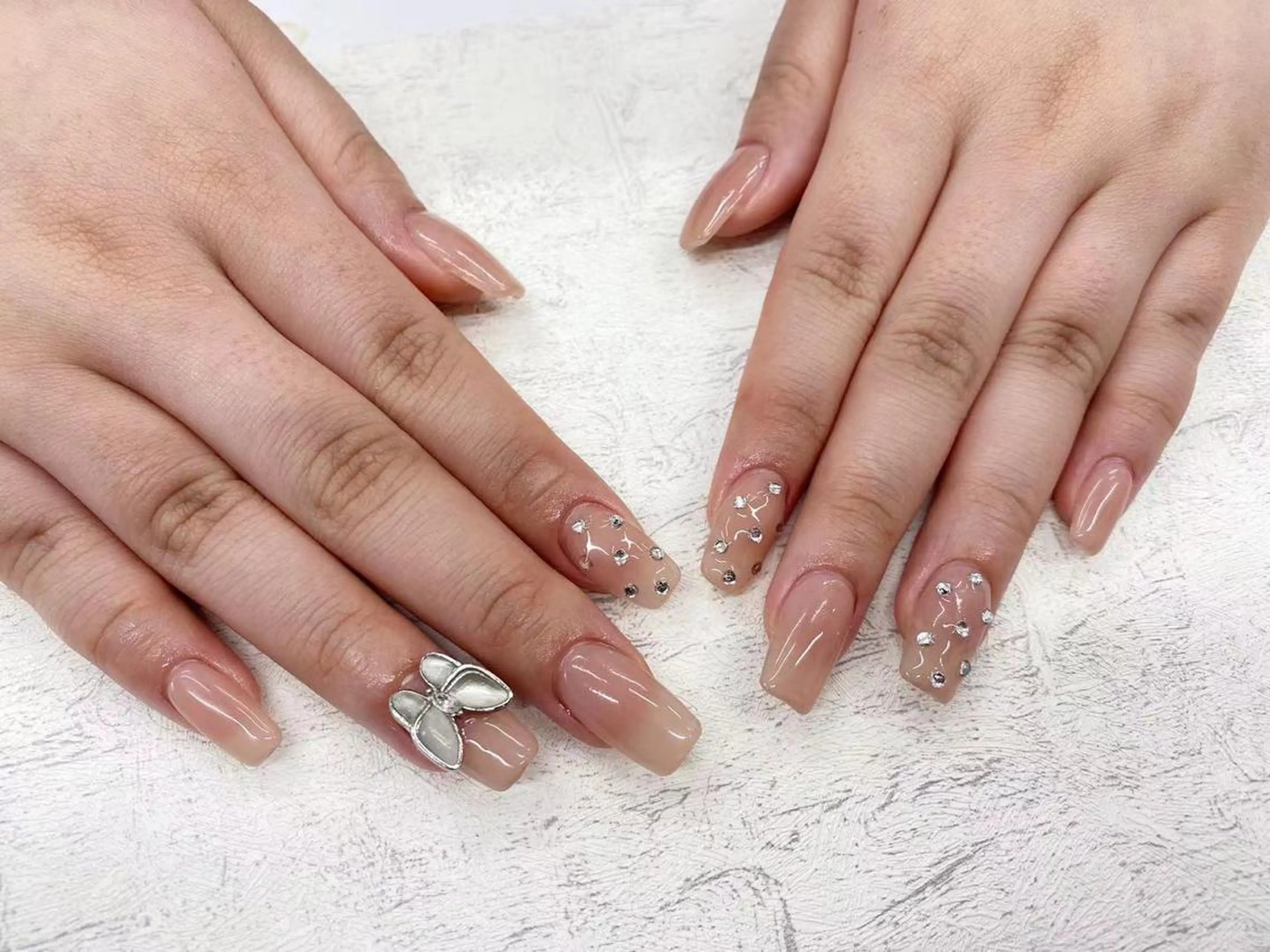 ネイル ハンドネイル Romine アイラッシュ&ネイルのマツエク・マツパデザイン