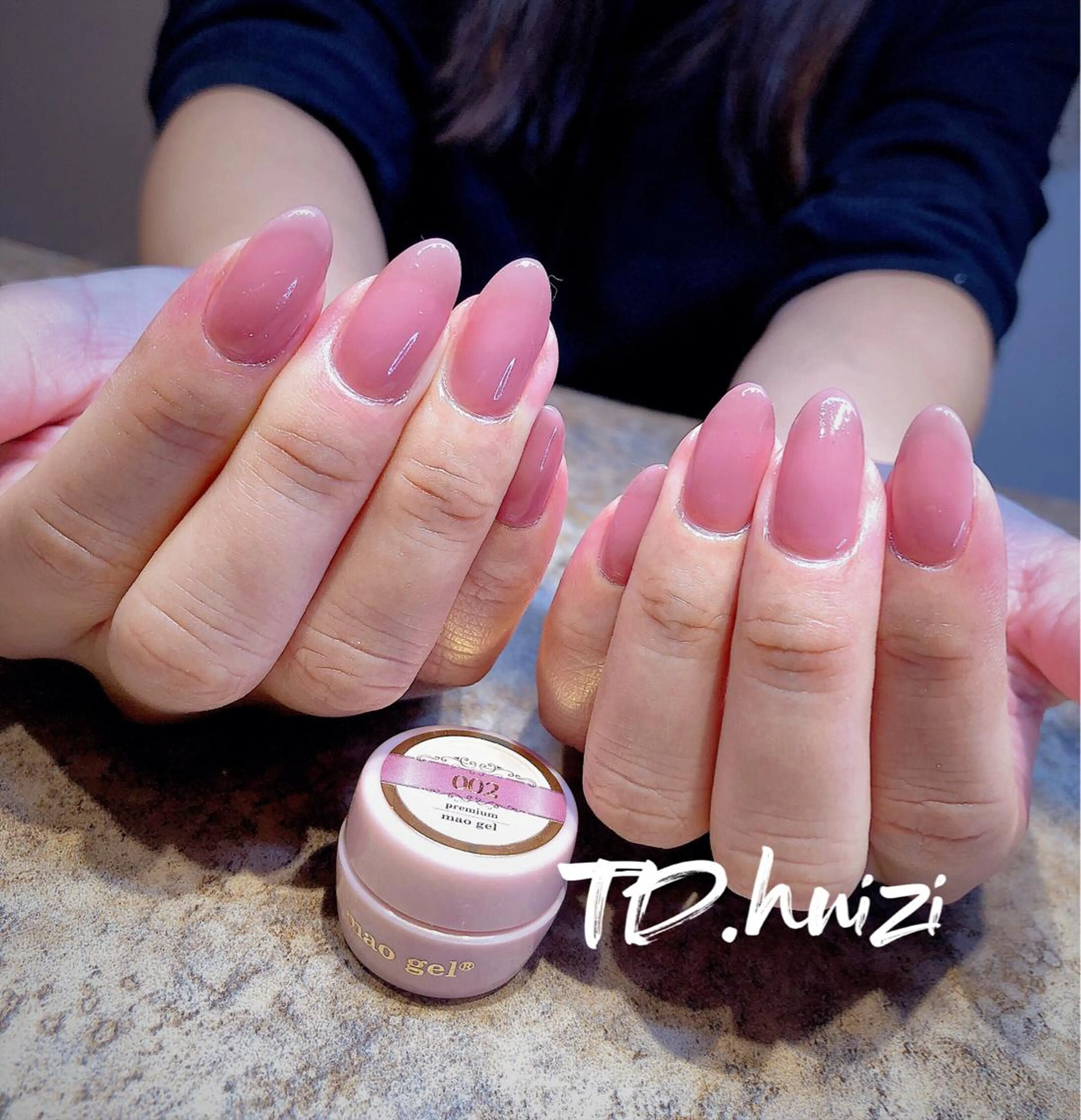 ミディアム ハンドネイル めぐみのネイルサロン 惠のネイルデザイン