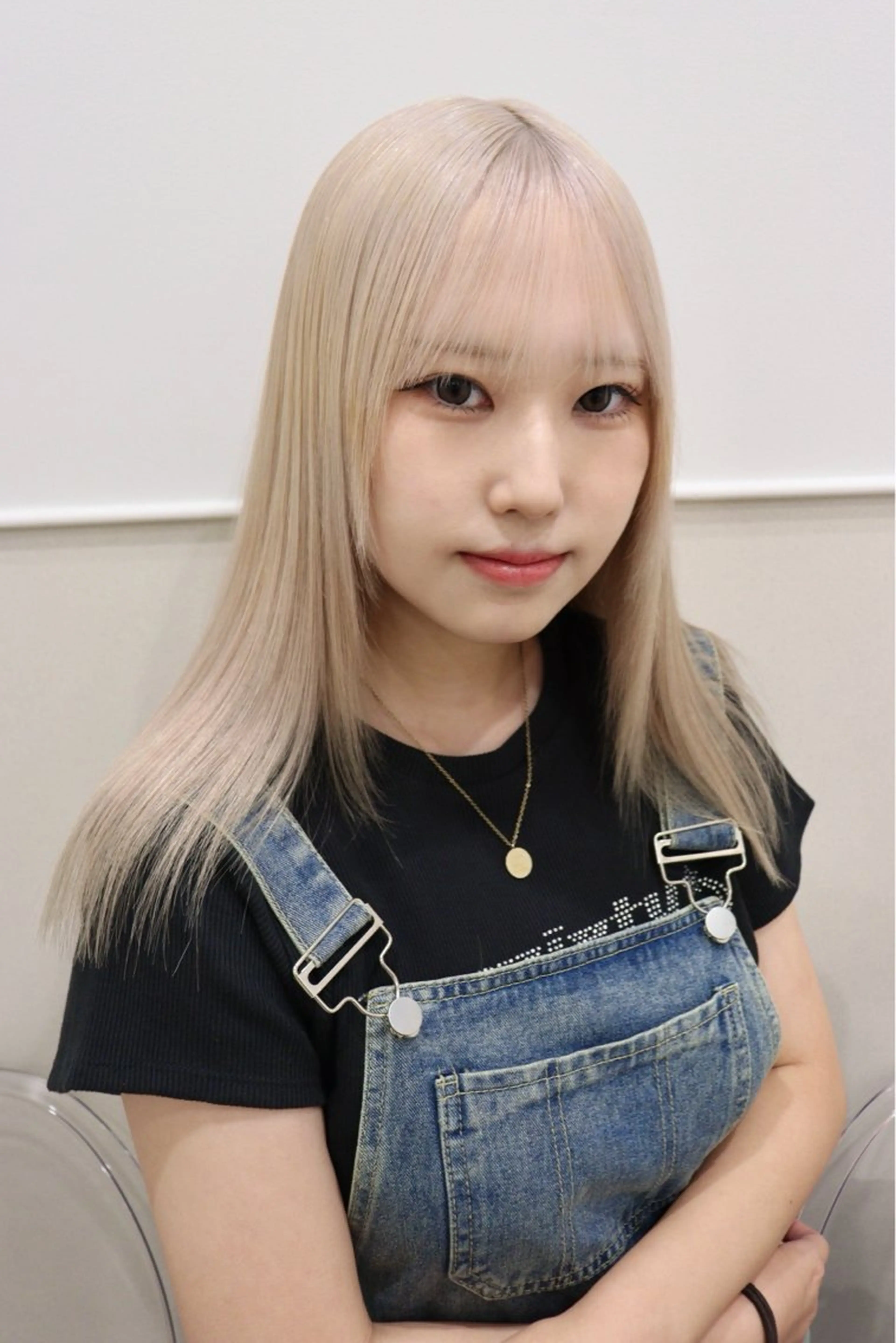 ミディアム カラー ブリーチ ハイトーンカラー ハイトーン/ 縮毛矯正のヘアスタイル