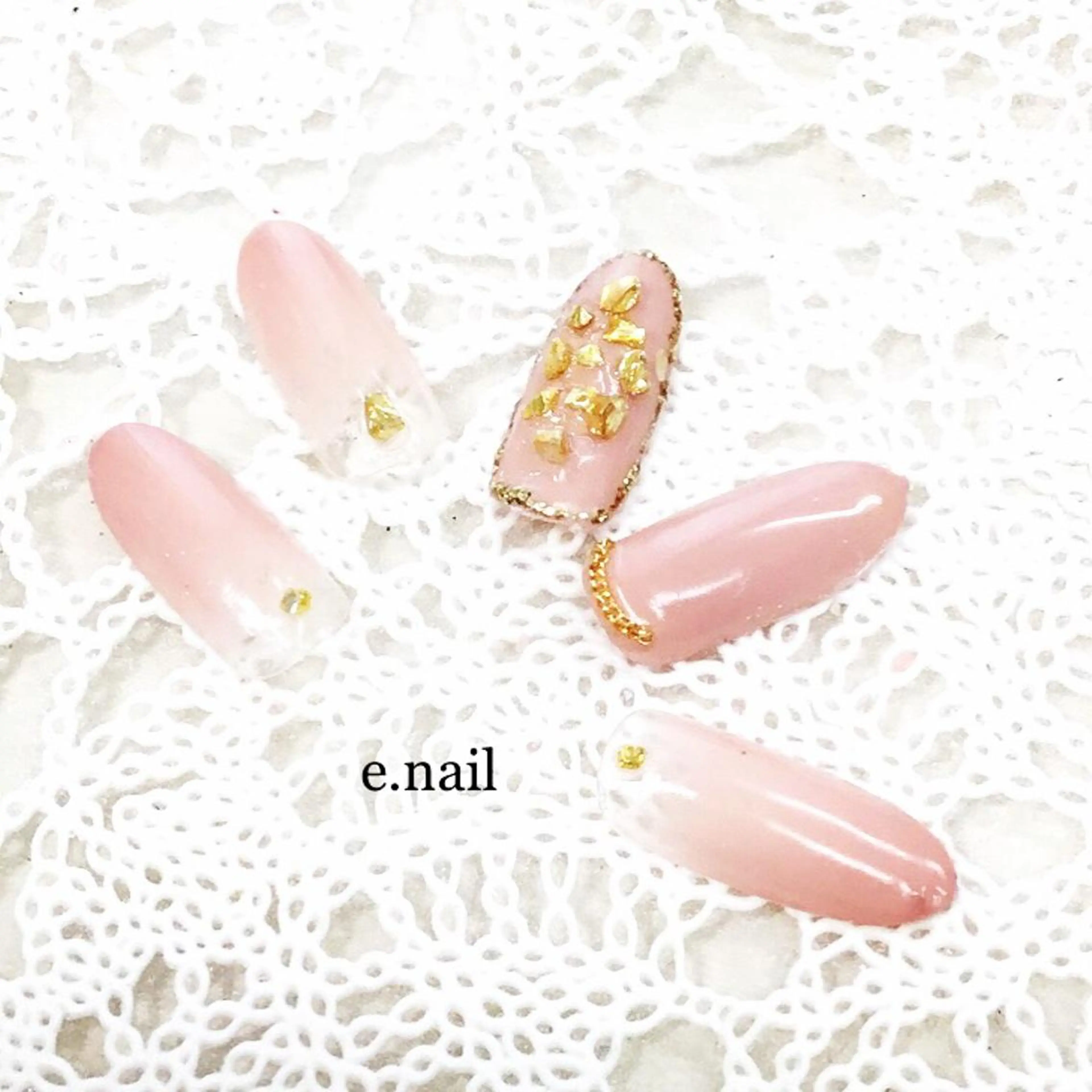 ネイル e.nail所属・和賀井 恵理のネイルデザイン