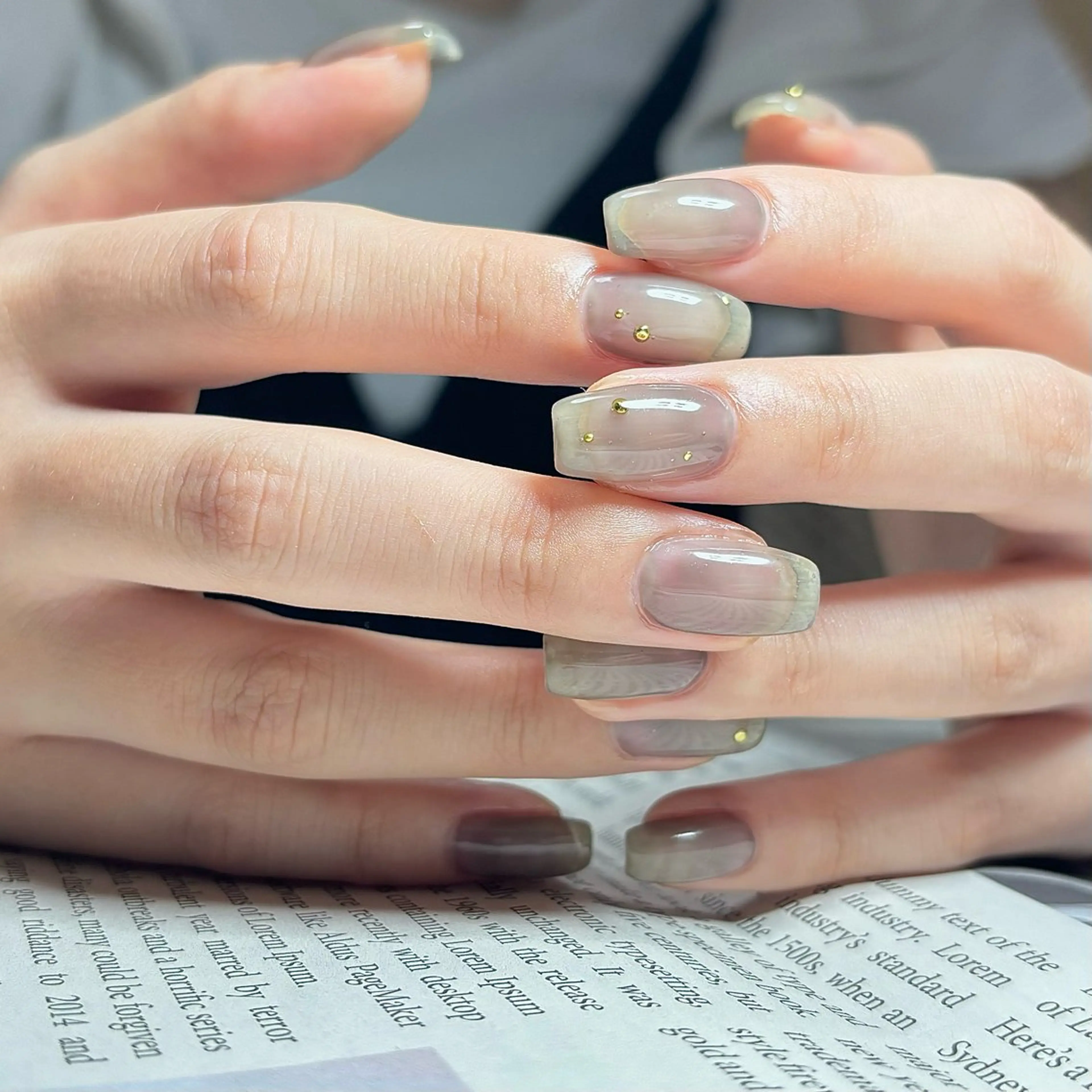 ネイル ワンカラーネイル ハンドネイル Nailsalon BLOOM🌷 山崎のネイルデザイン