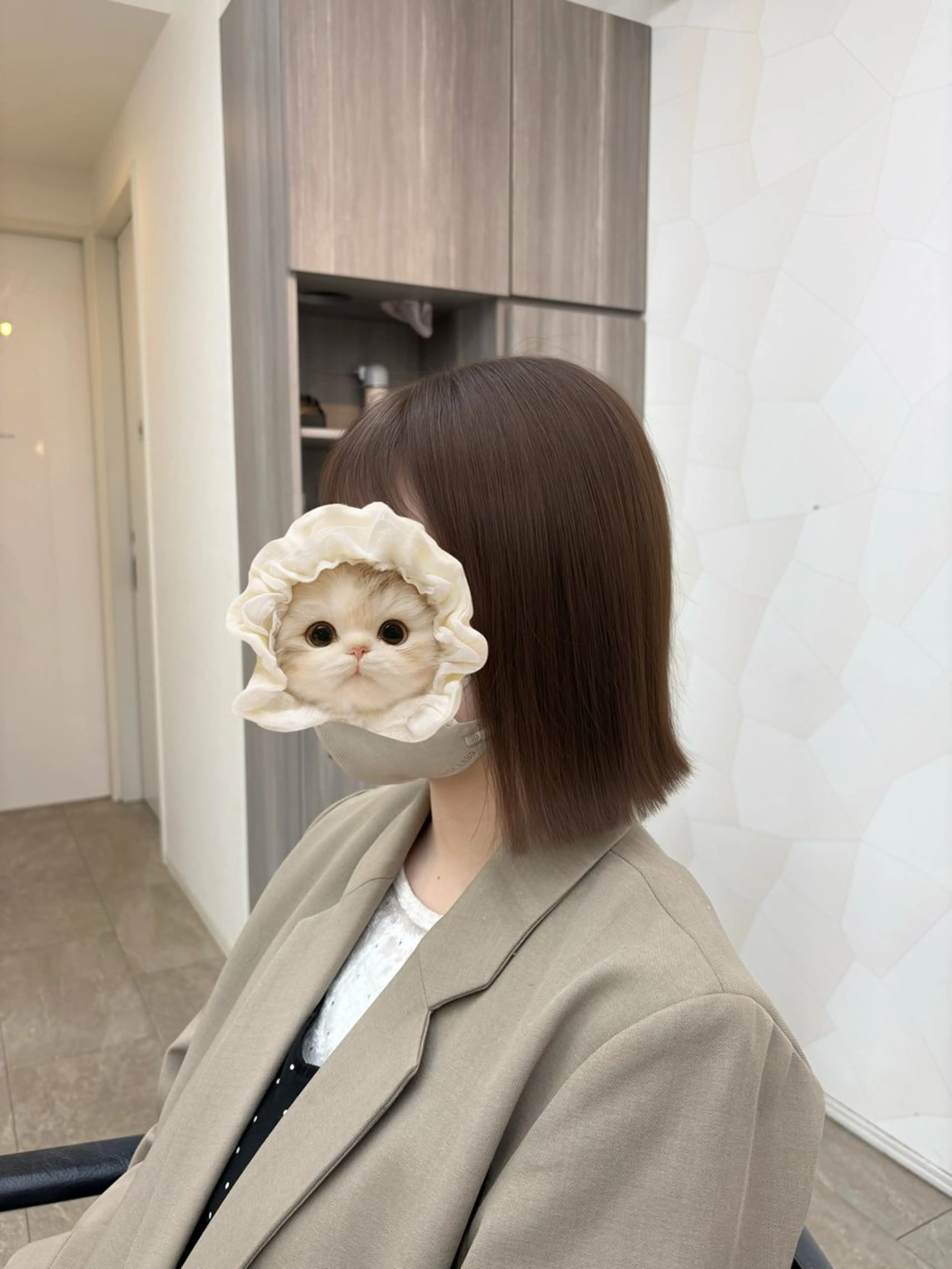 ショート カラー 切りっぱなしボブ ベージュカラー ヘーゼル ボブ カット ヘアカラー HASHI AYAKAのヘアスタイル