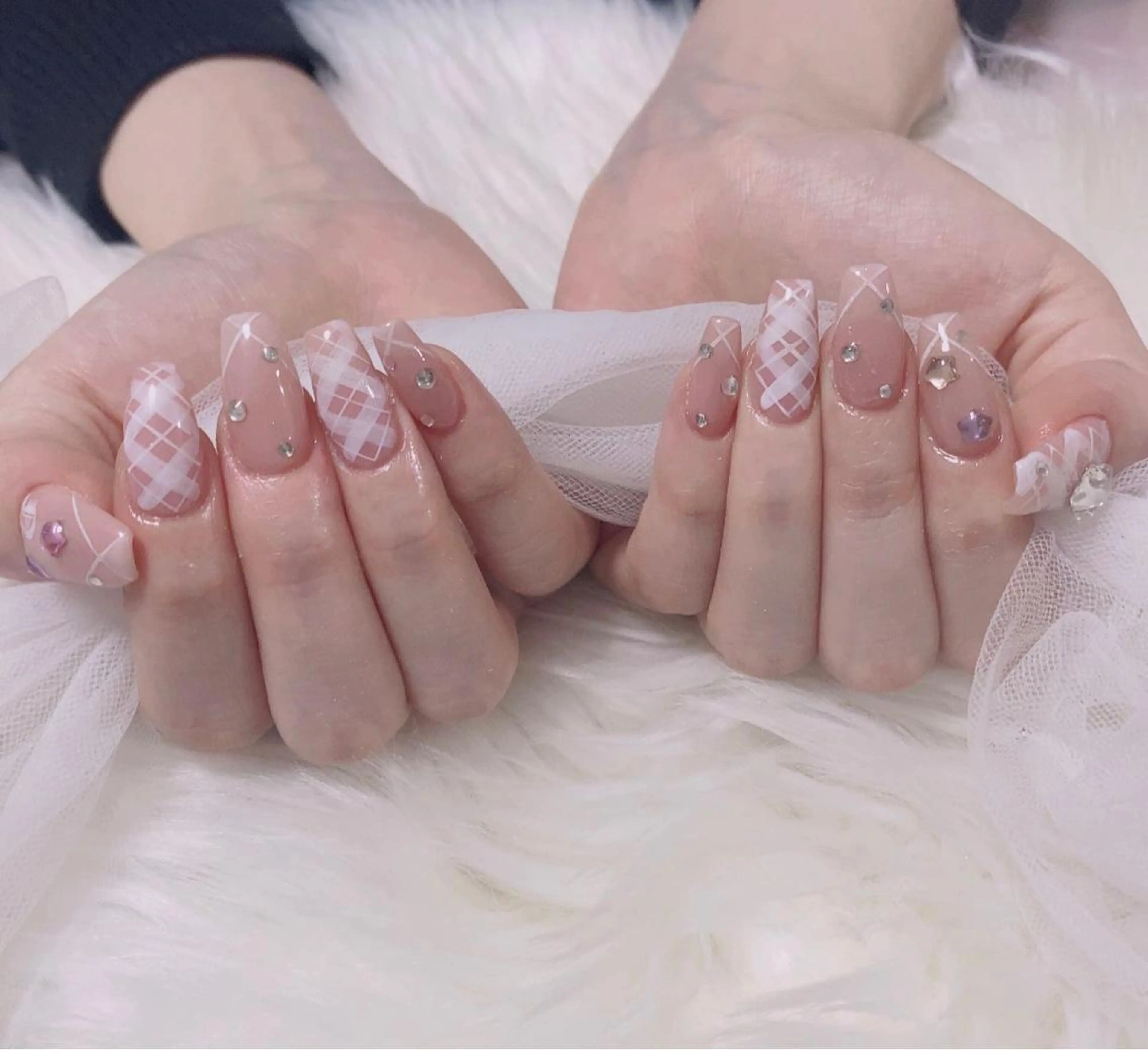 ネイル ハンドネイル ＆ME アンドミーのネイルデザイン