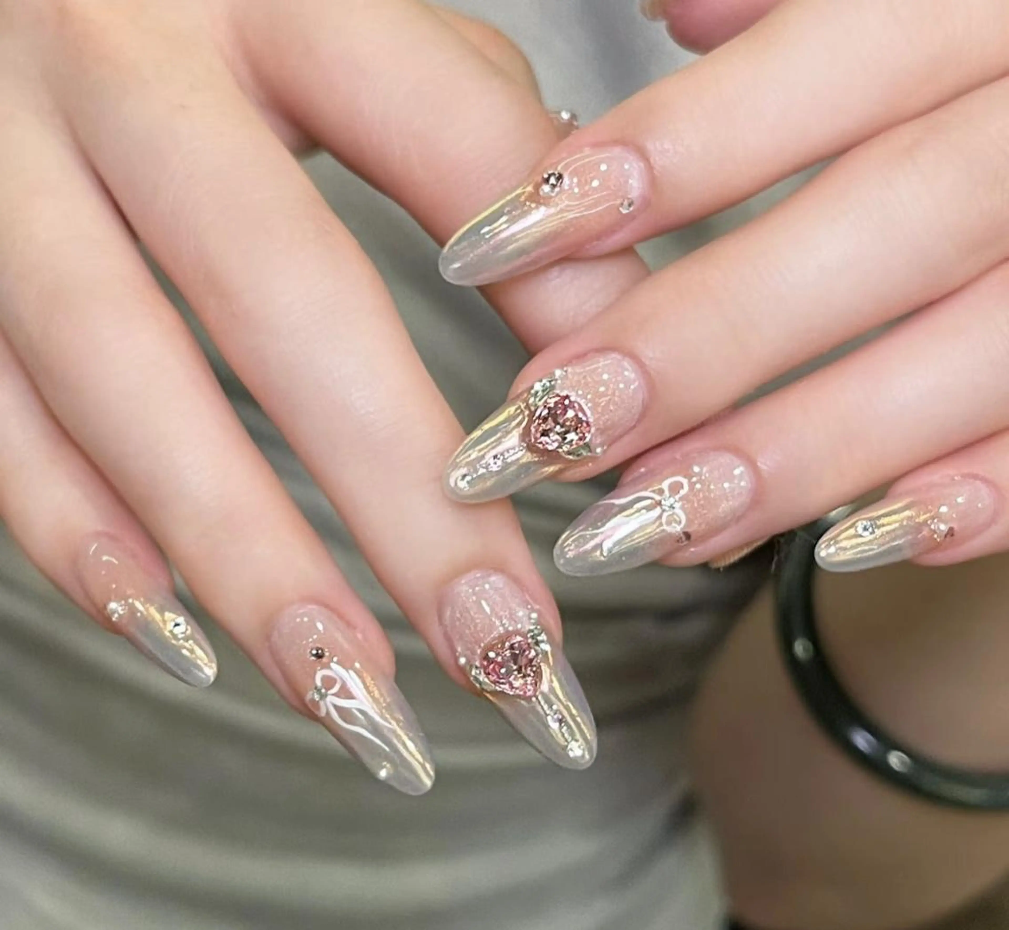 ネイル ハンドネイル 🎀 Ayaka_nailのネイルデザイン