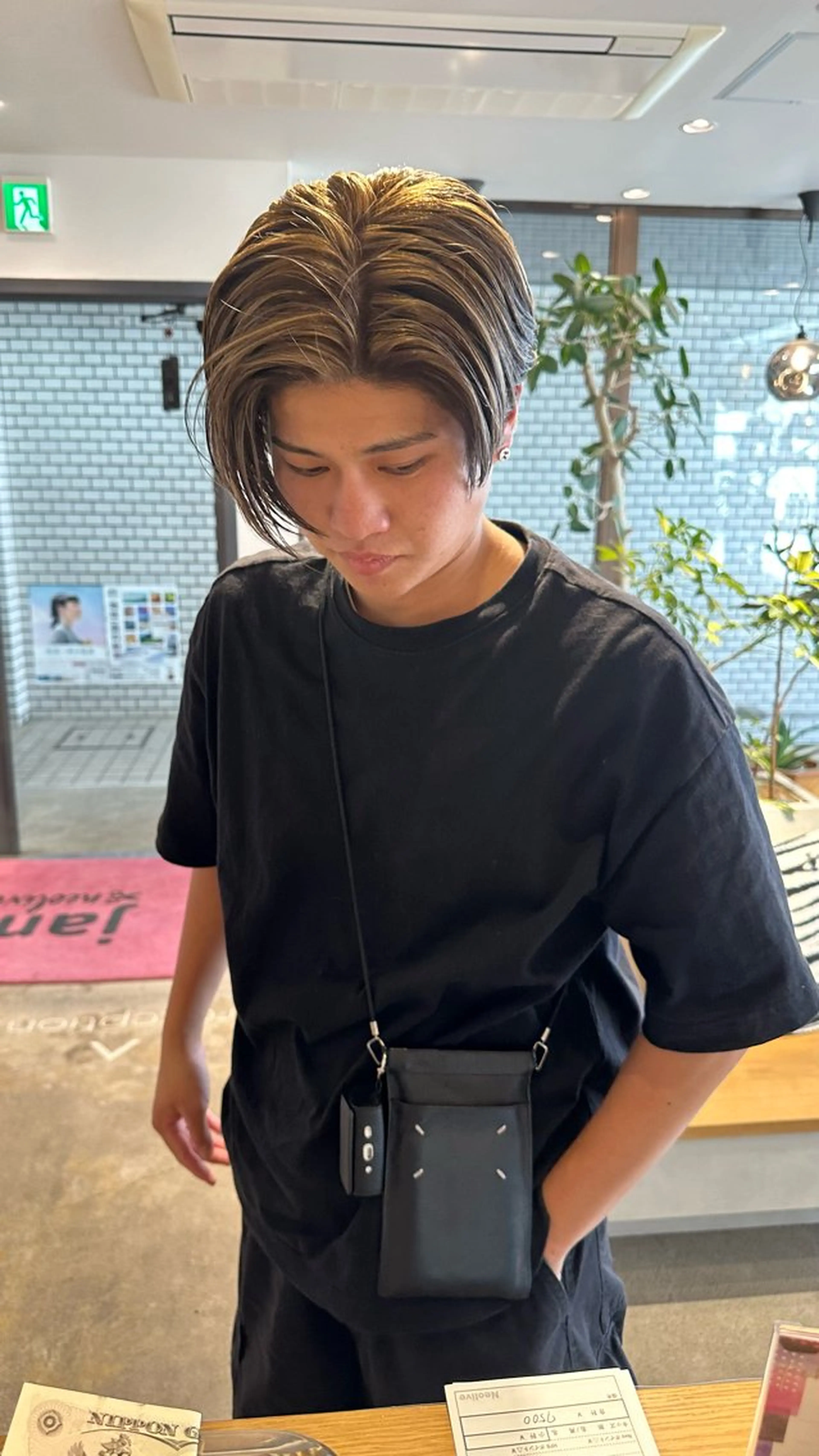 メンズ メンズハイライト ヘアカラー AIRI 🐈‍⬛のヘアスタイル