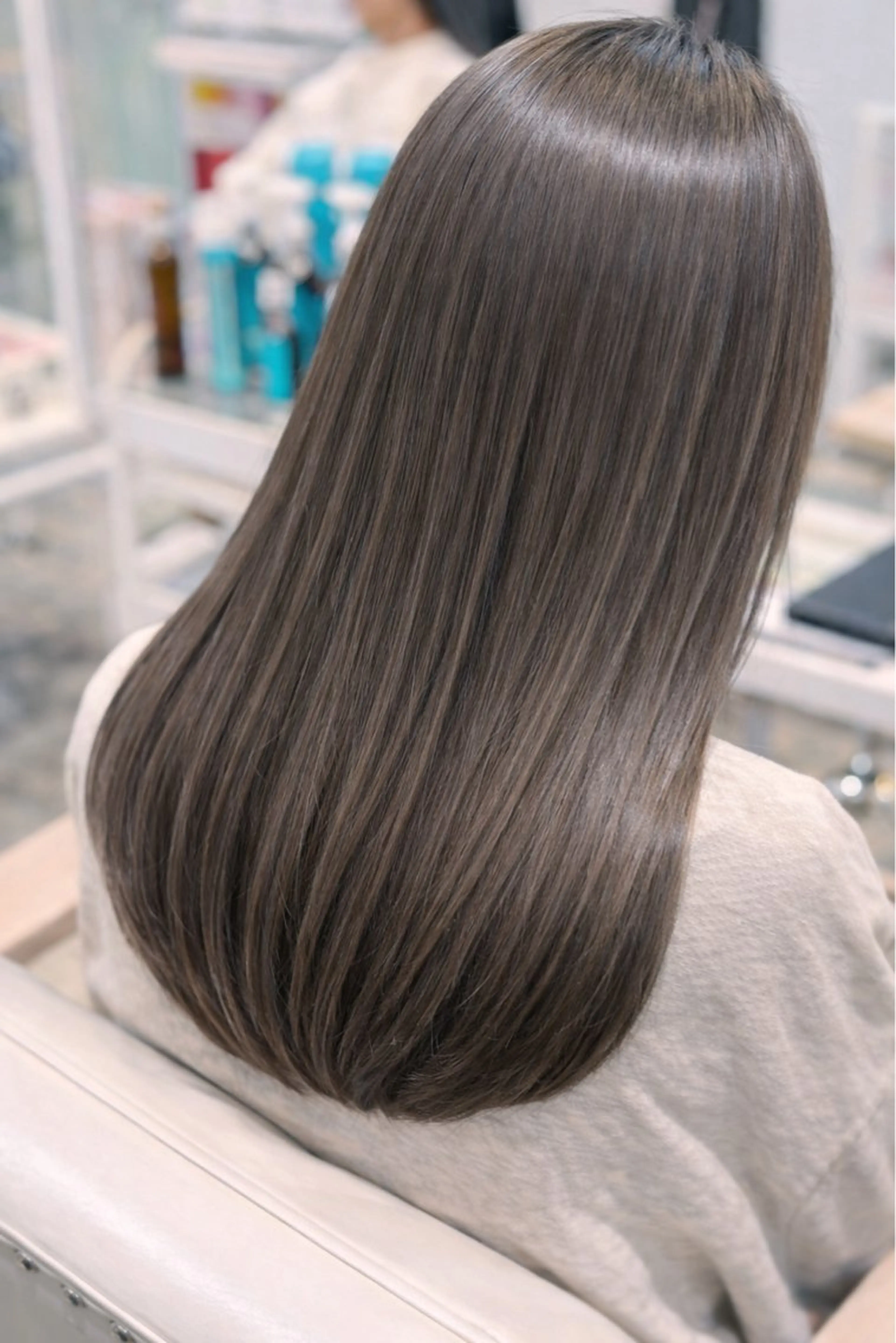 📣新生活応援🌸レイヤーカット✂️【韓国風レイヤー】＋ダブルカラー／ブリーチカラー🎨＋aujua髪質改善TR✨の写真