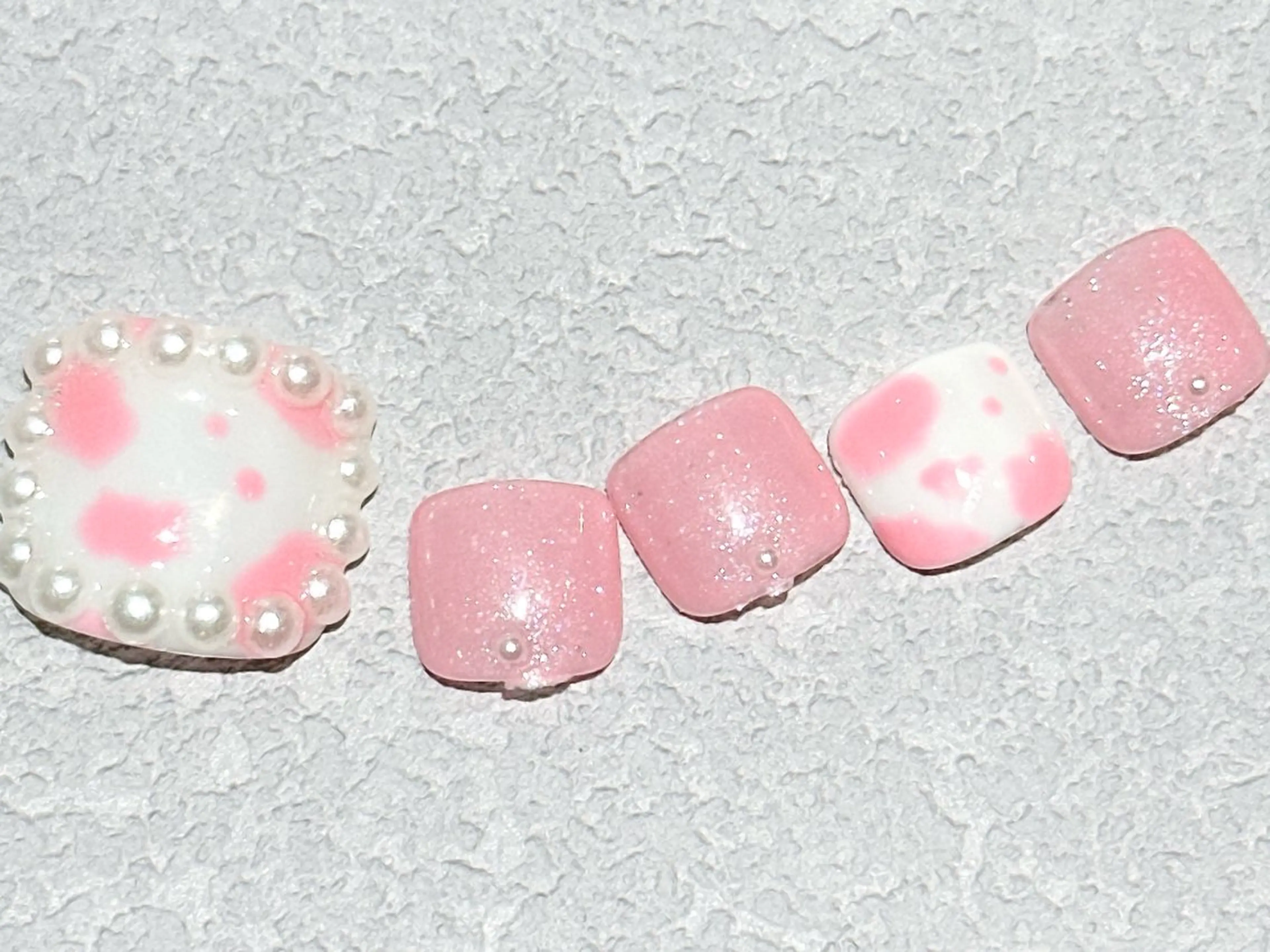 ネイル オーロラネイル ジェルネイル ニュアンスネイル オフィスネイル シンプルネイル ネイルサロン パールのネイルデザイン