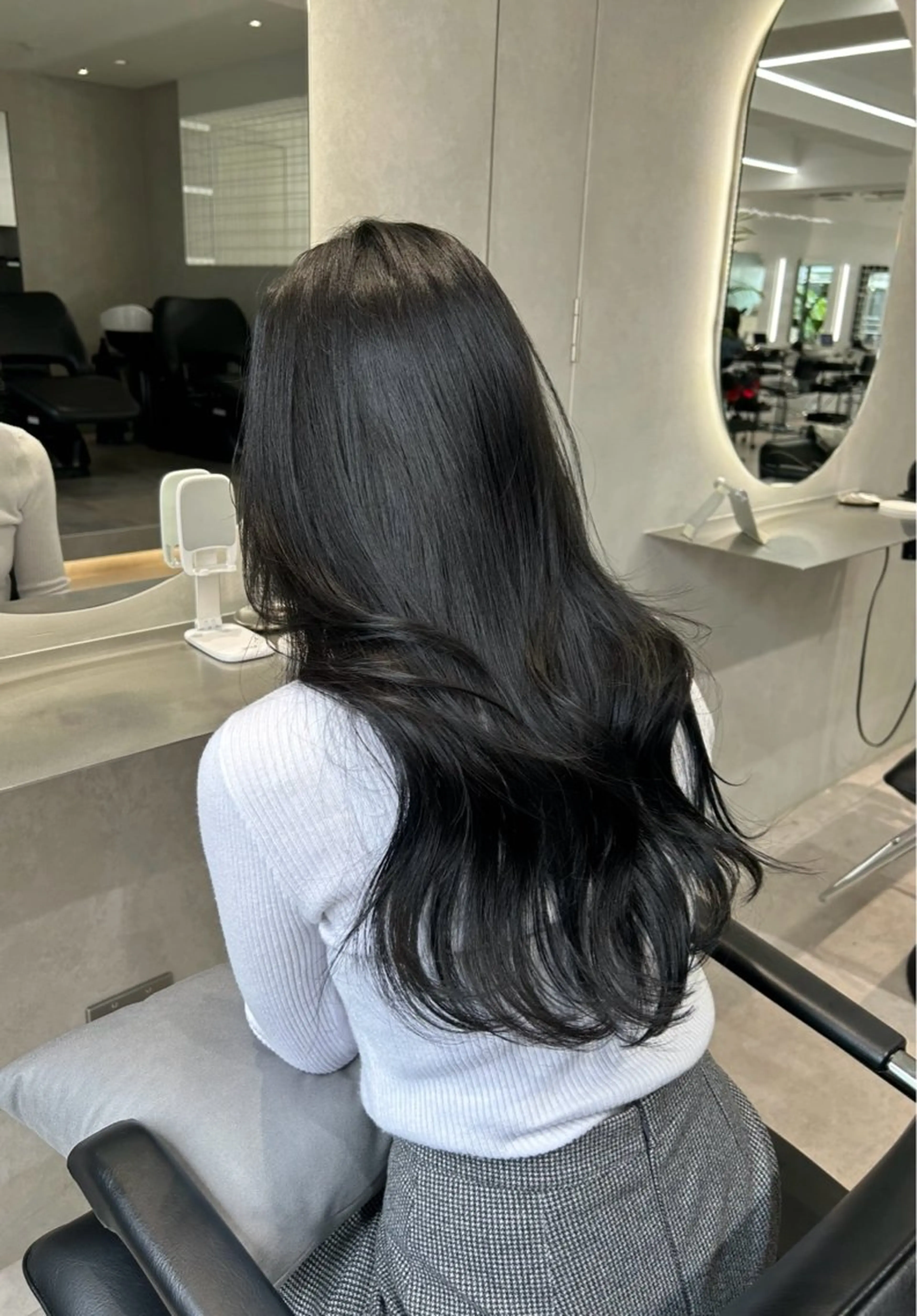 ロング ヘアカラー sera🐆 うる艶カラー🎀のヘアスタイル