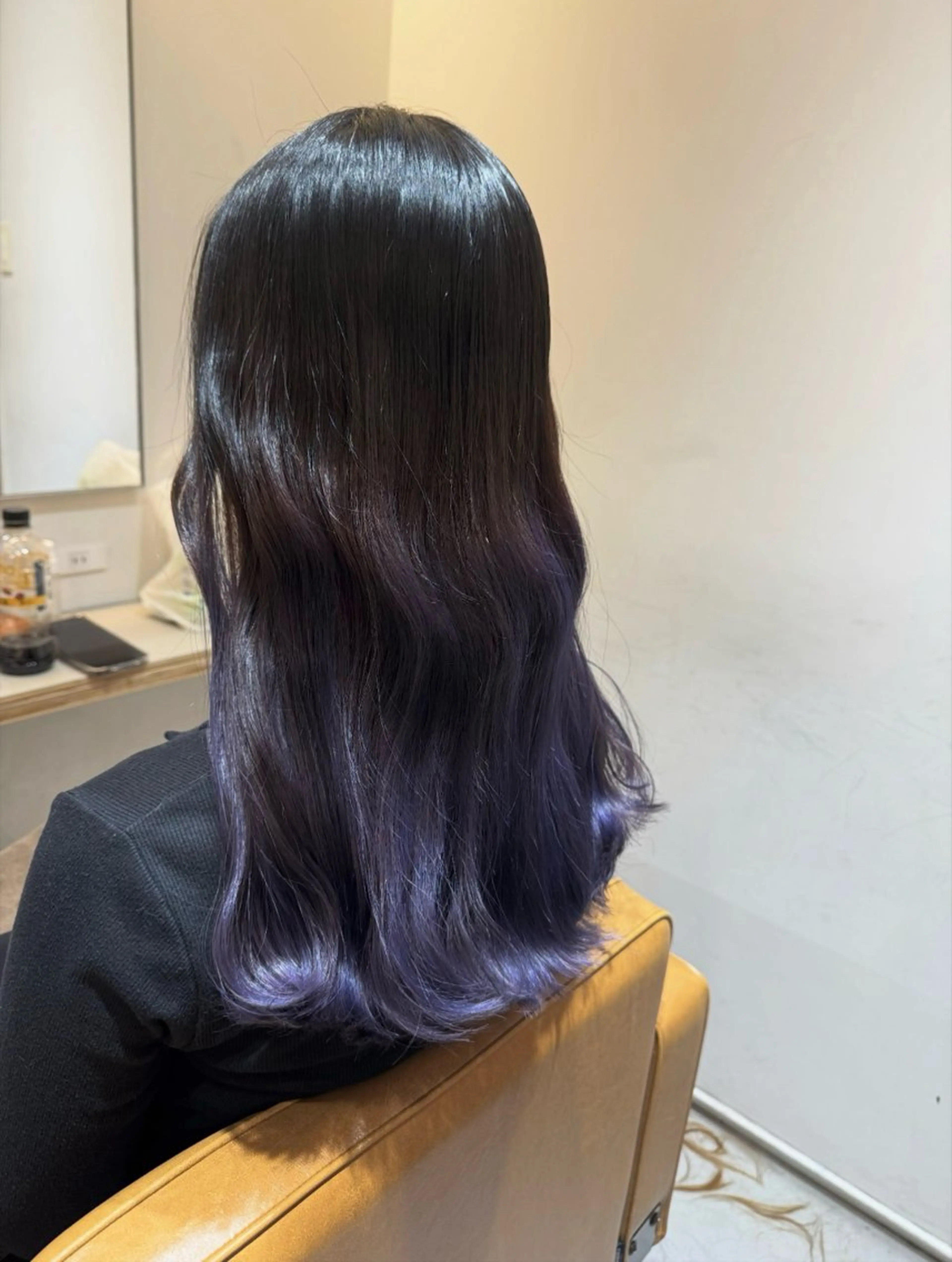 ロング カラー グラデーションカラー 中山 涼華のヘアスタイル