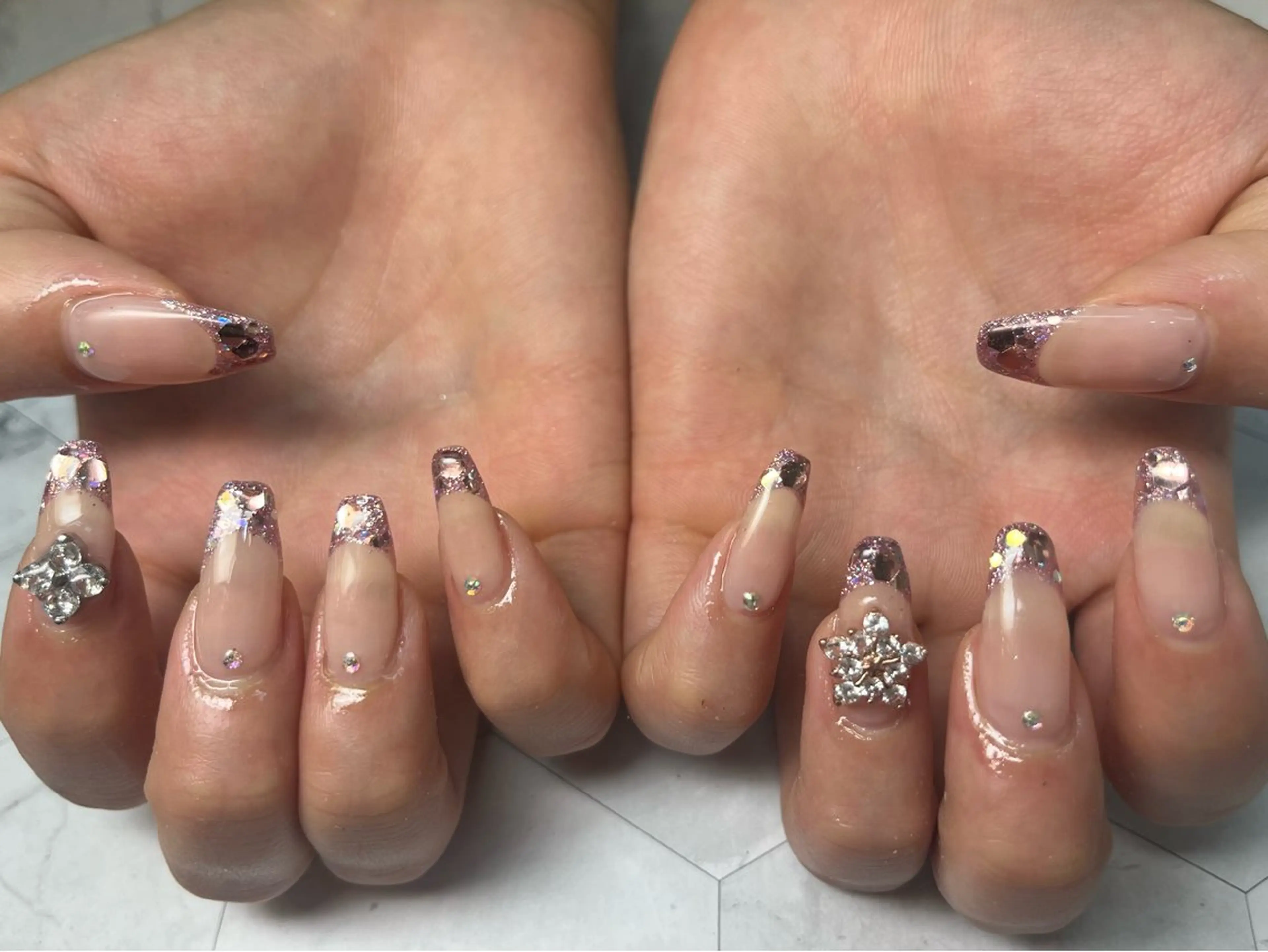 ネイル Queennail 北堀江megumiのネイルデザイン