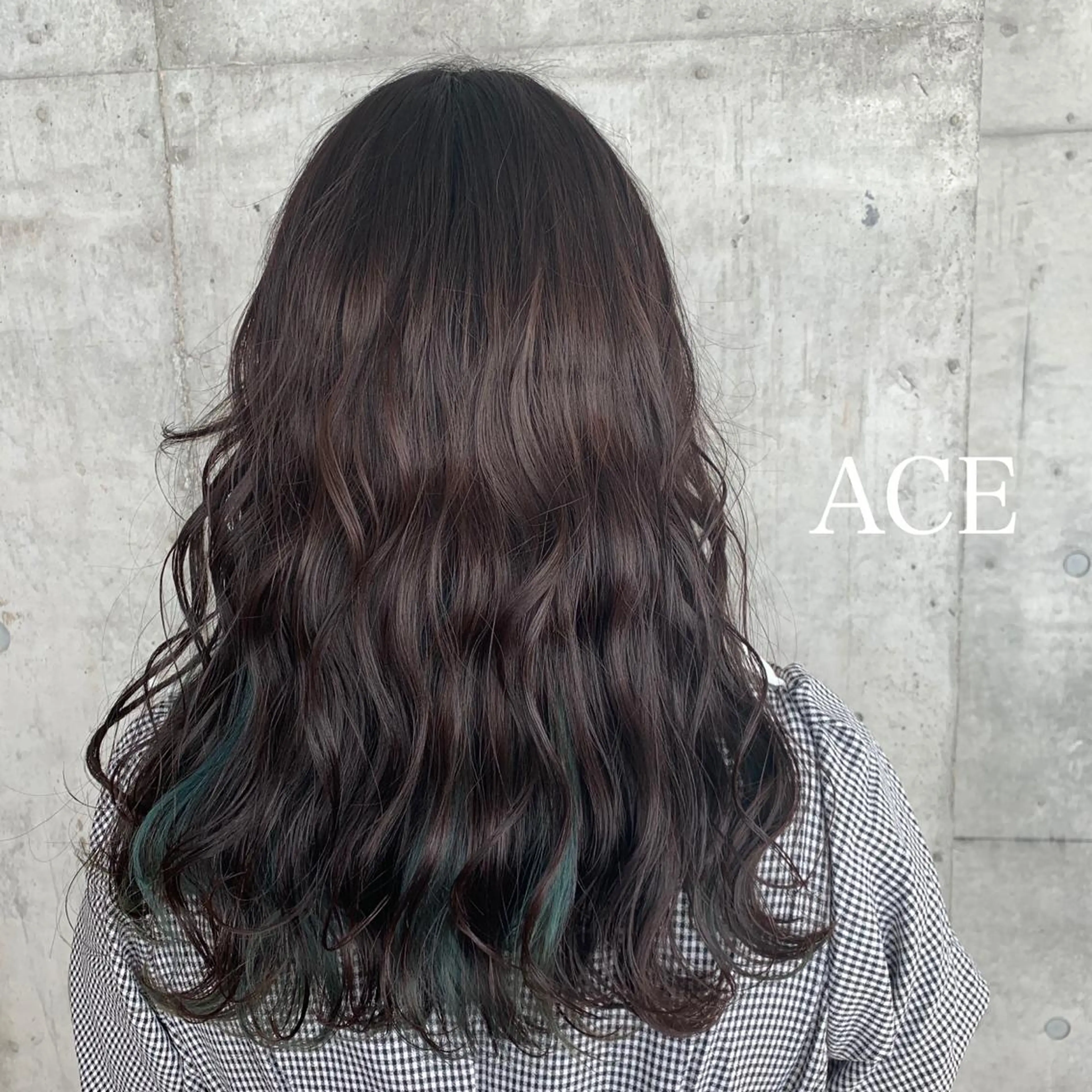 セミロング 🌷横浜/レイヤー /艶カラー🌷のヘアスタイル