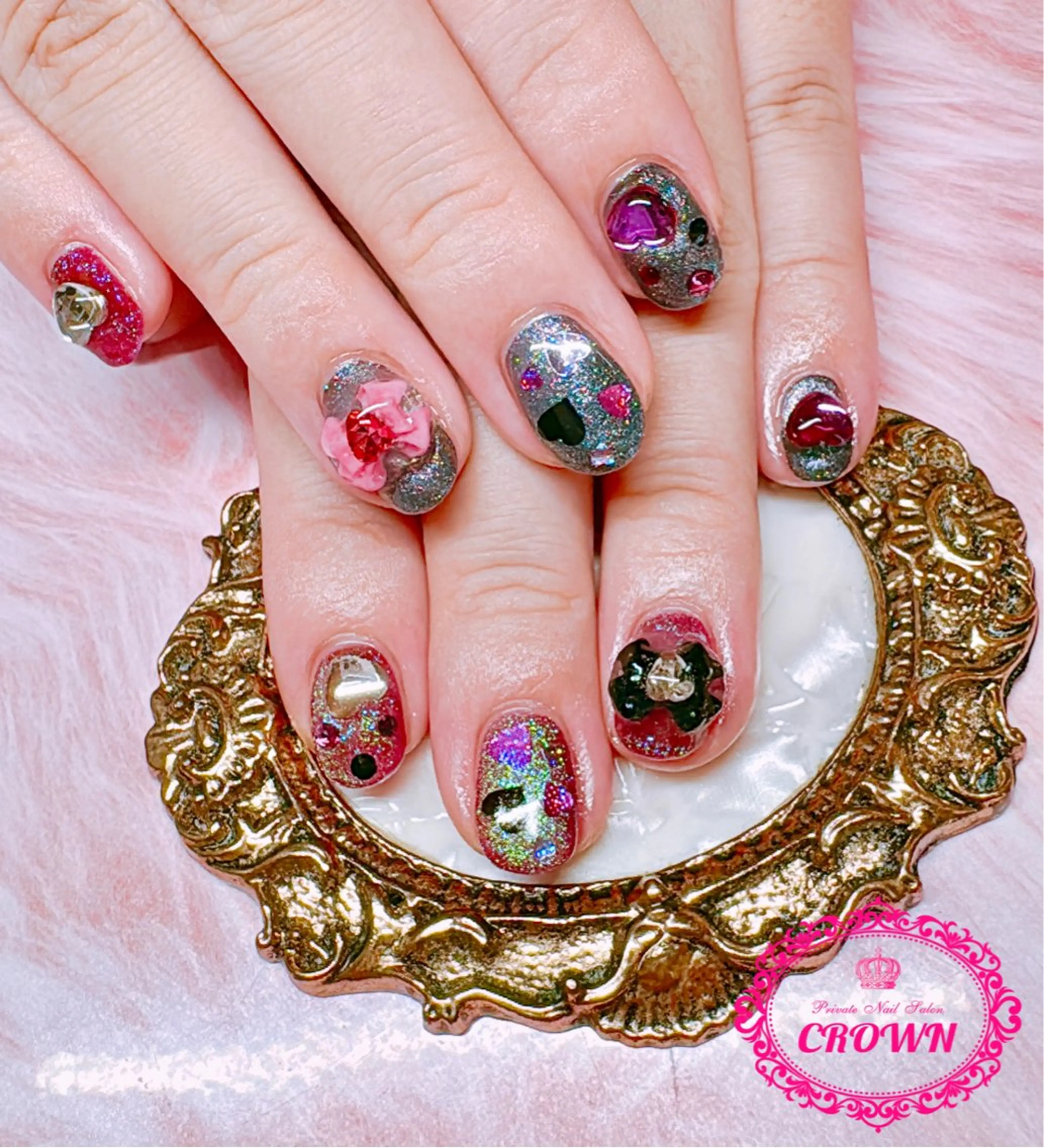 ネイル CROWN プライベートサロンのネイルデザイン