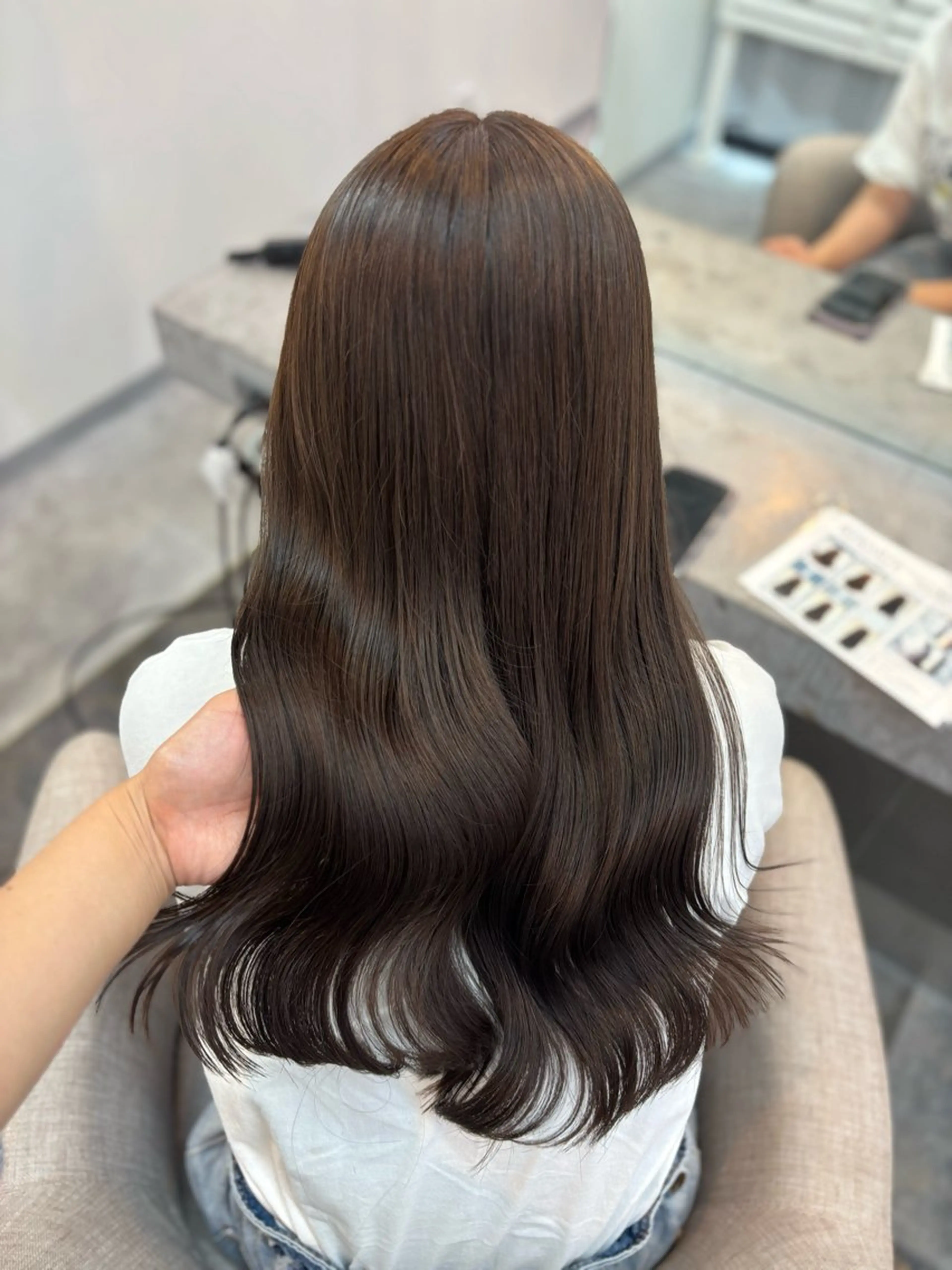 カラー ベージュカラー オリーブベージュ ヘアカラー 🐈‍⬛momo🐾 ダブルカラーのヘアスタイル