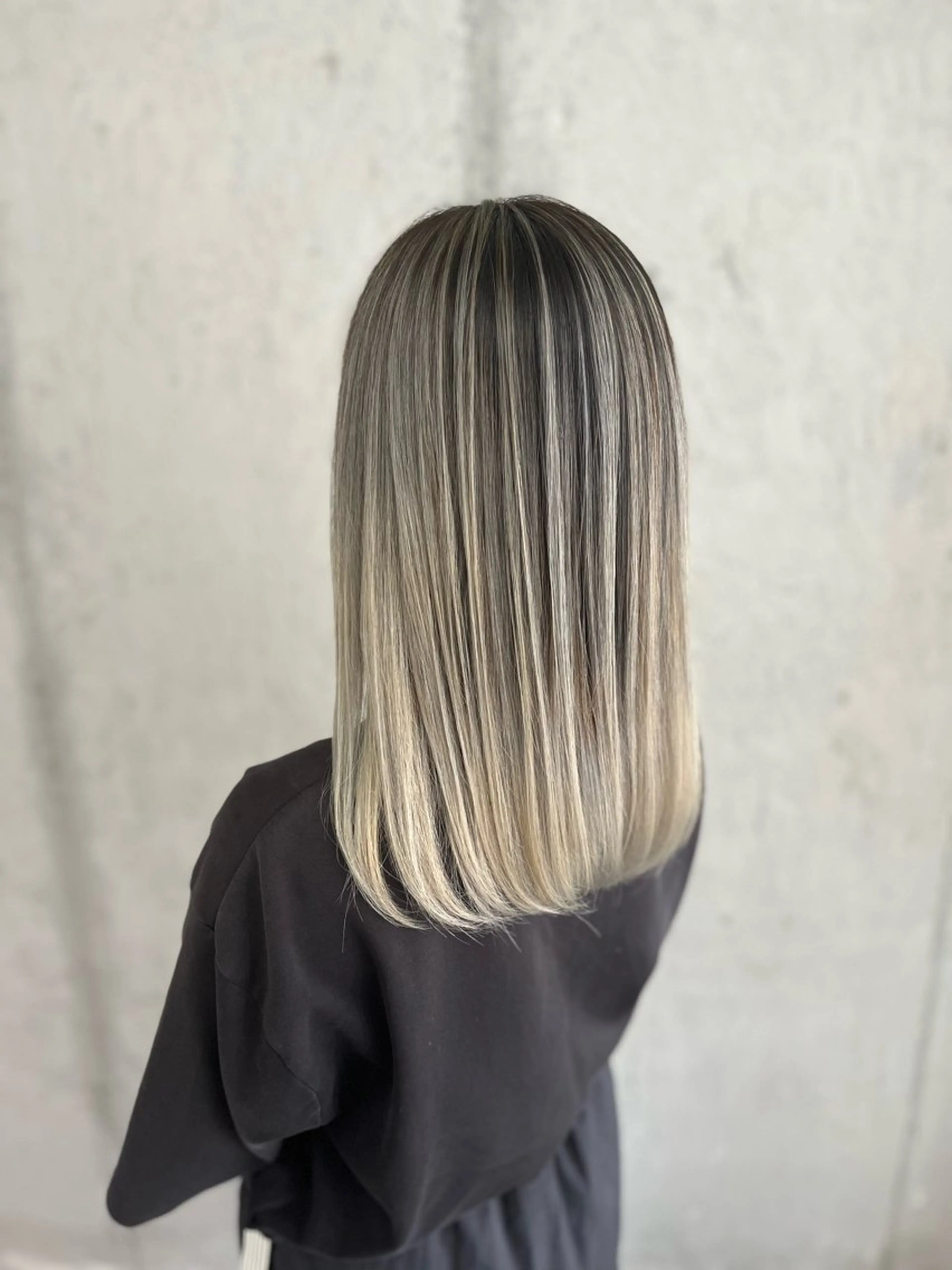 海外Style🗽バレイヤージュ+カット💇🏼‍♀️の写真