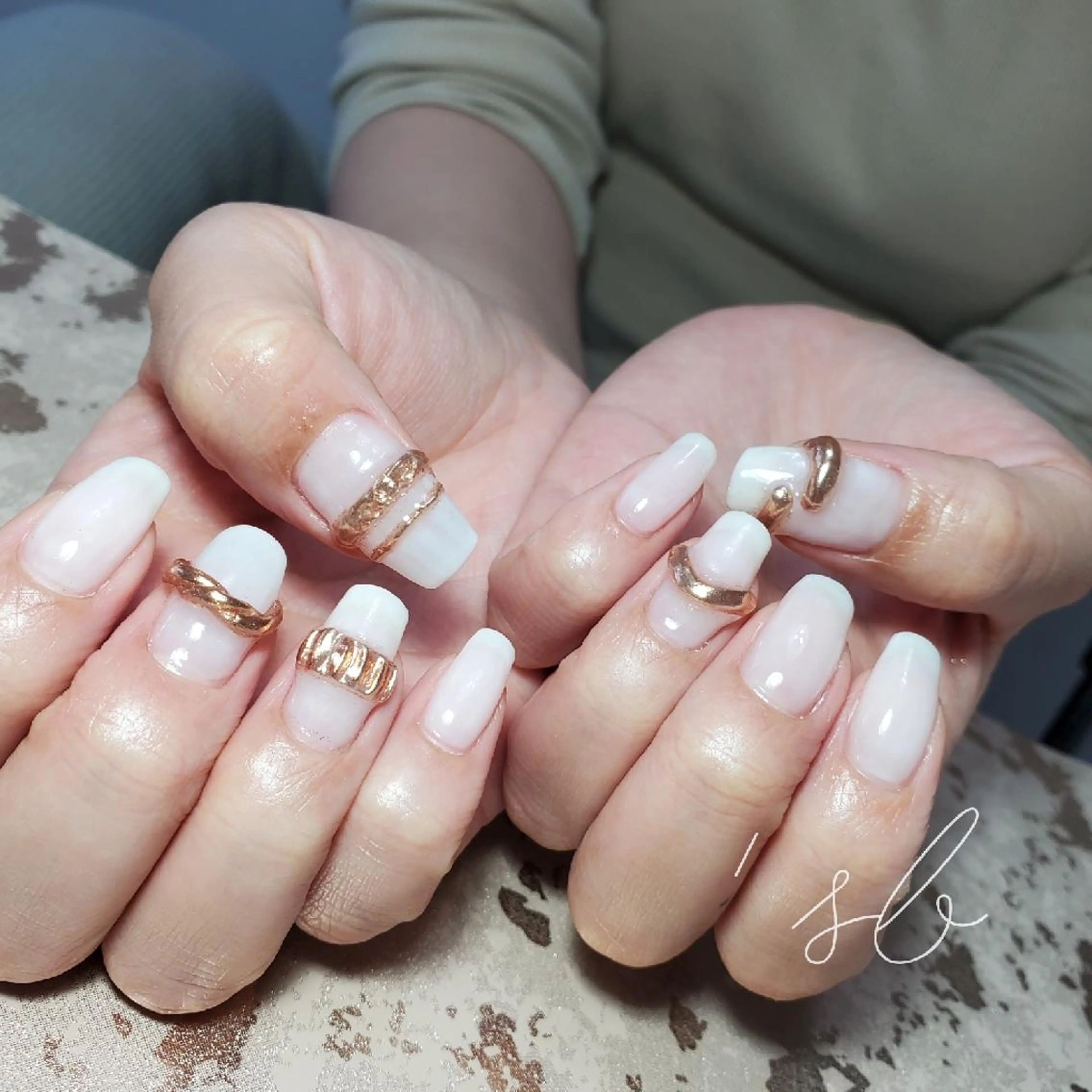 ネイル ハンドネイル nailroom‪ sb‪‪𓈒𓂂𓏸のネイルデザイン