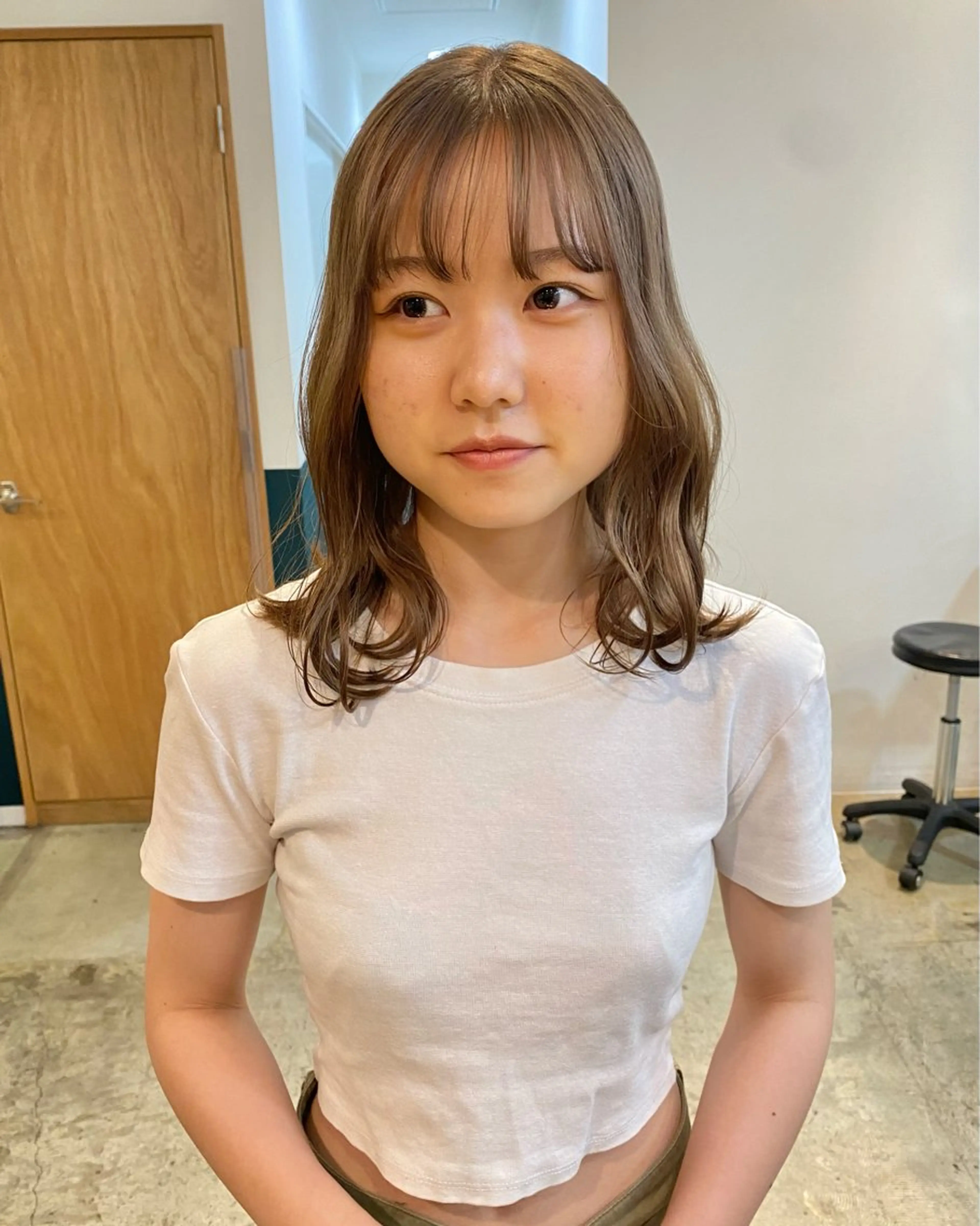 カット＋透明感カラーの写真