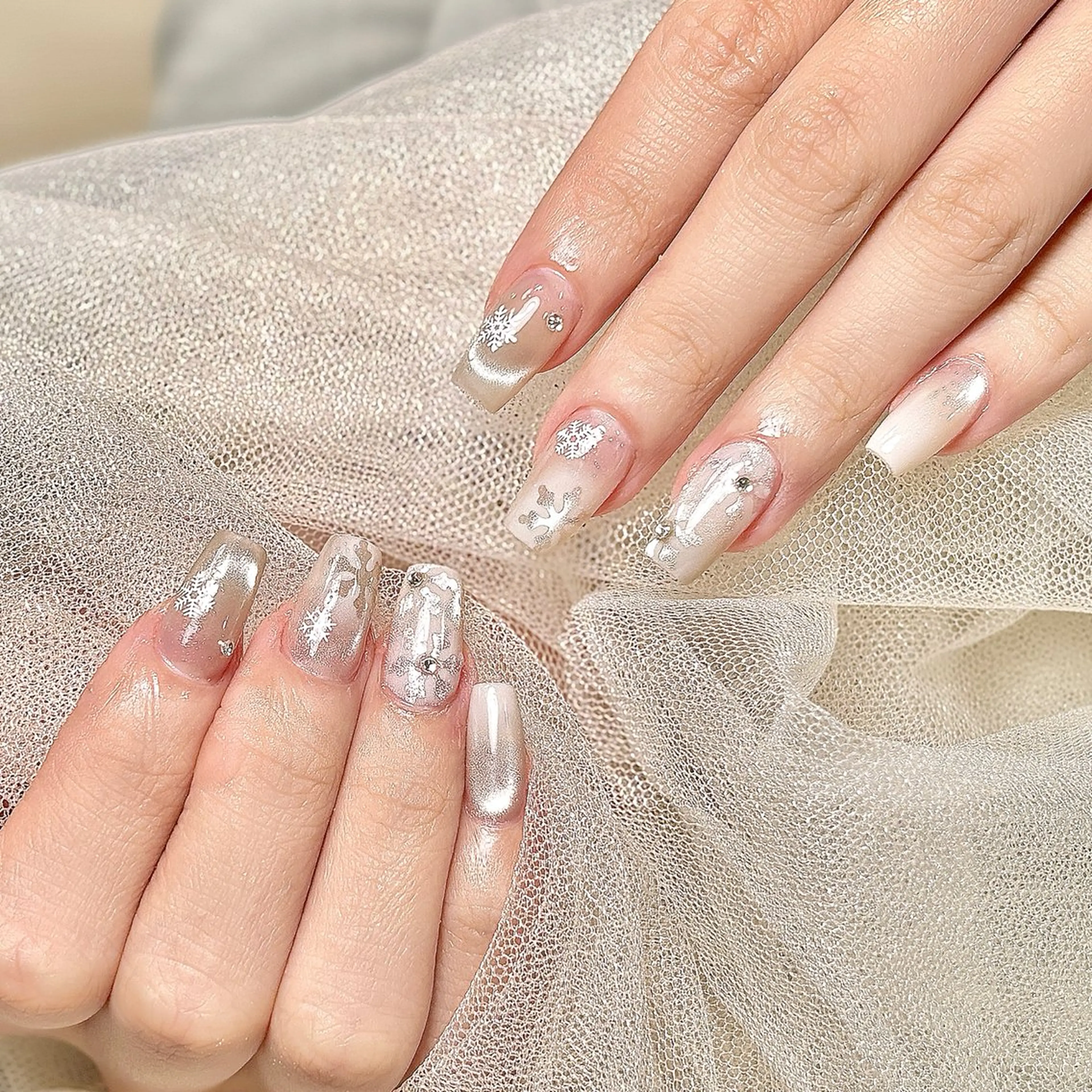 ネイル Elin Maggieのネイルデザイン