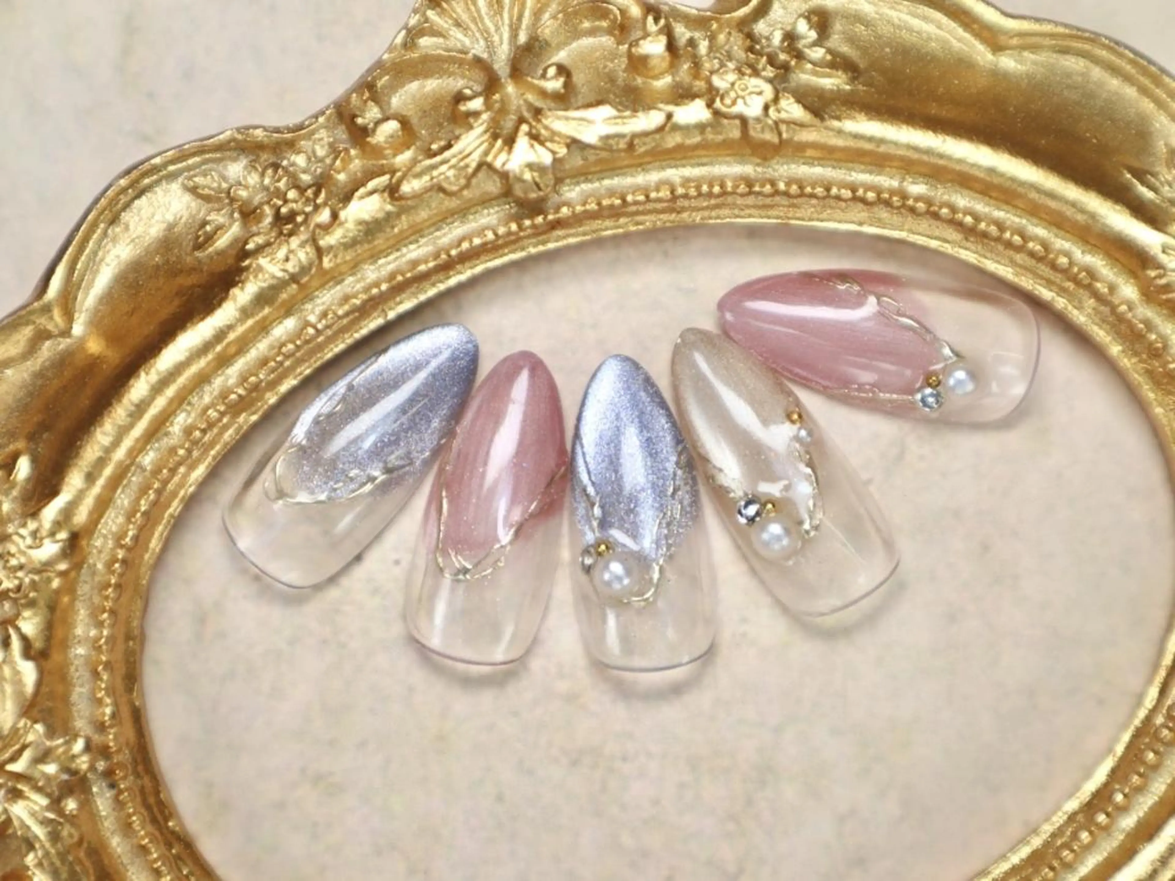 ネイル へぜリヒ ·もものネイルデザイン