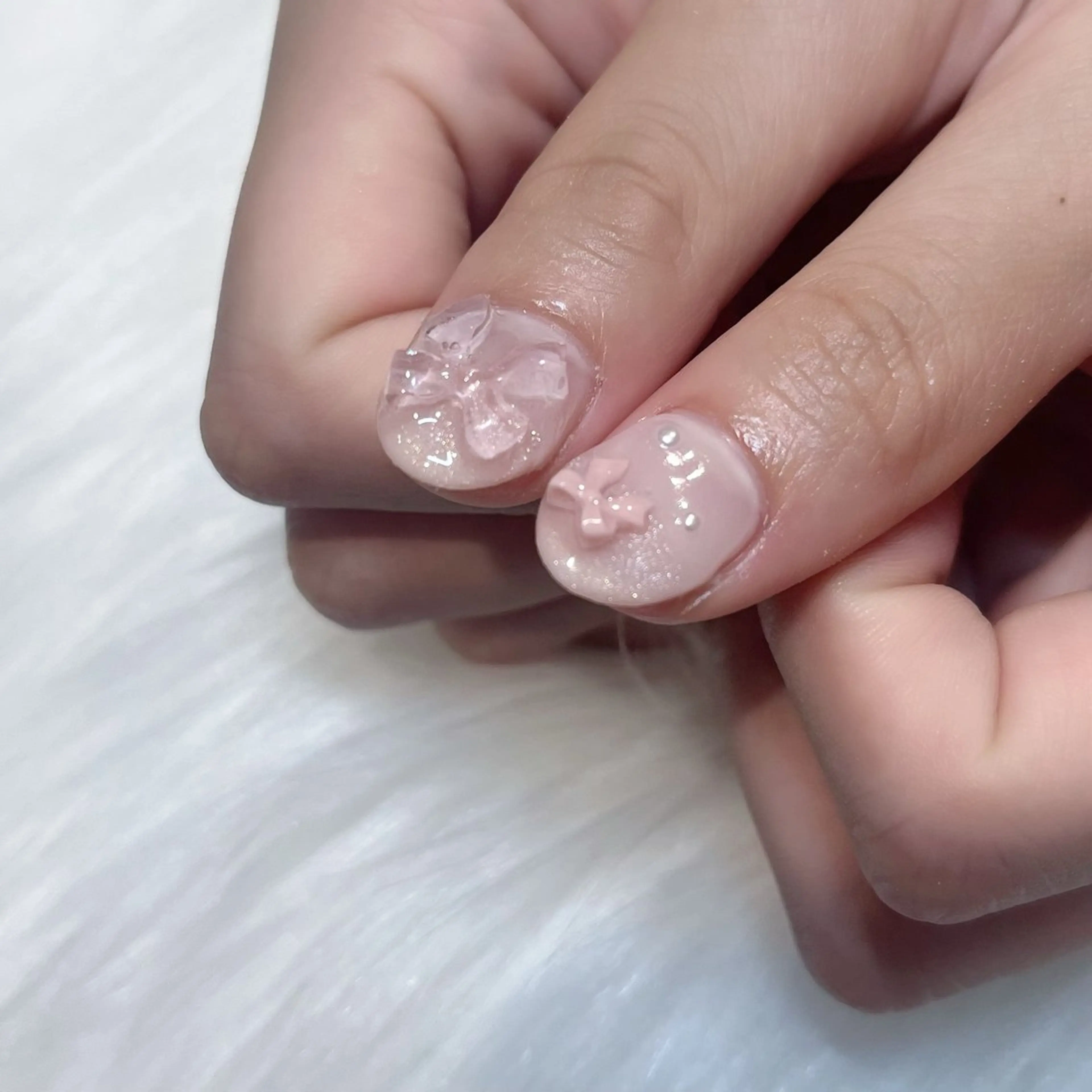 ネイル アートネイル ガーリー 韓国ネイル マグネットネイル 持ち込み KOKONA 🎀のネイルデザイン