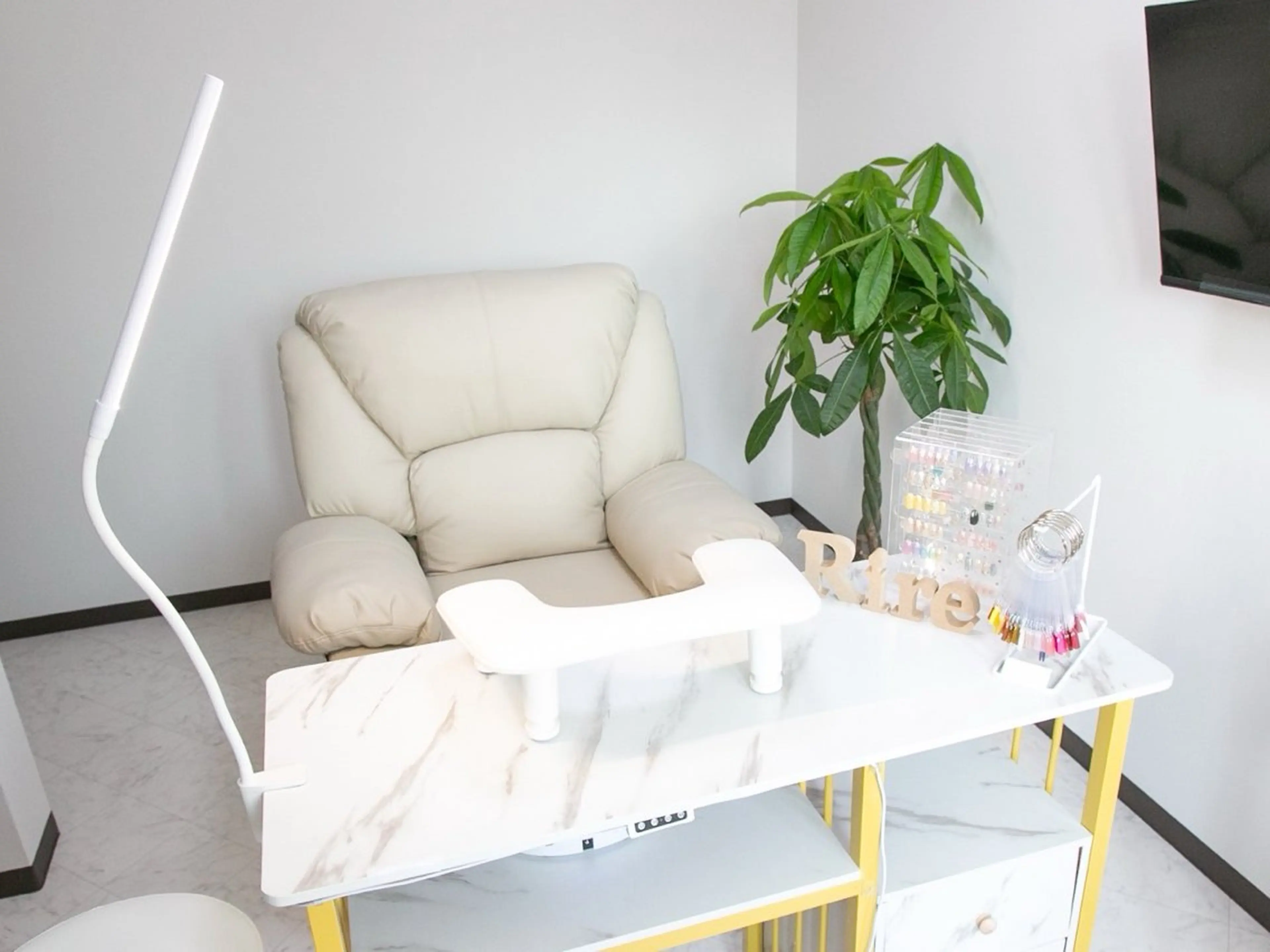 ネイル Rire nail所属・小池 由佳子のネイルデザイン