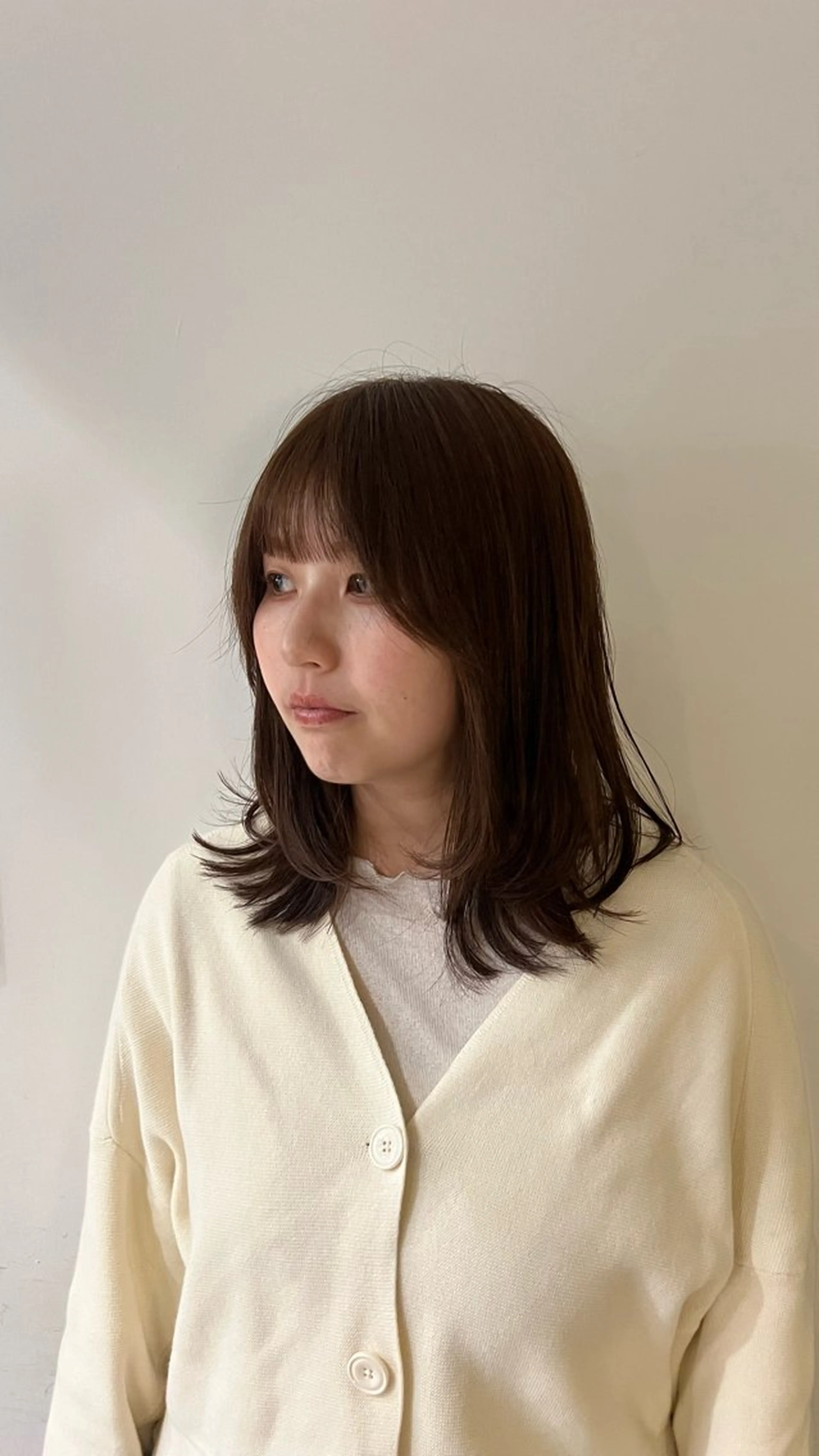 ミディアム 三宅 凜佳のヘアスタイル