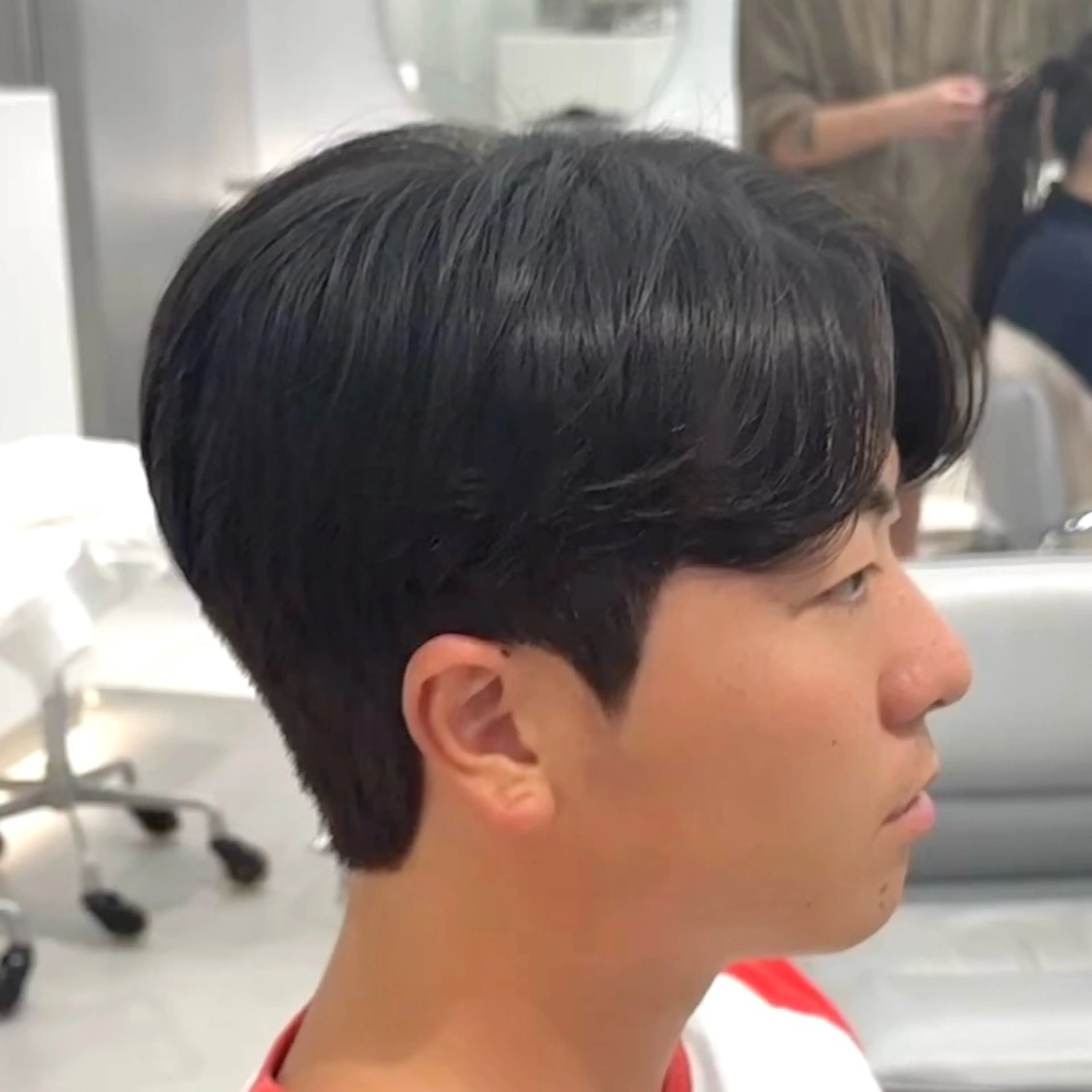 メンズ センターパート ダウンパーマ メンズパーマ カット パーマ 縮毛矯正 メンズスタイル 🇰🇷カチモリのヘアスタイル