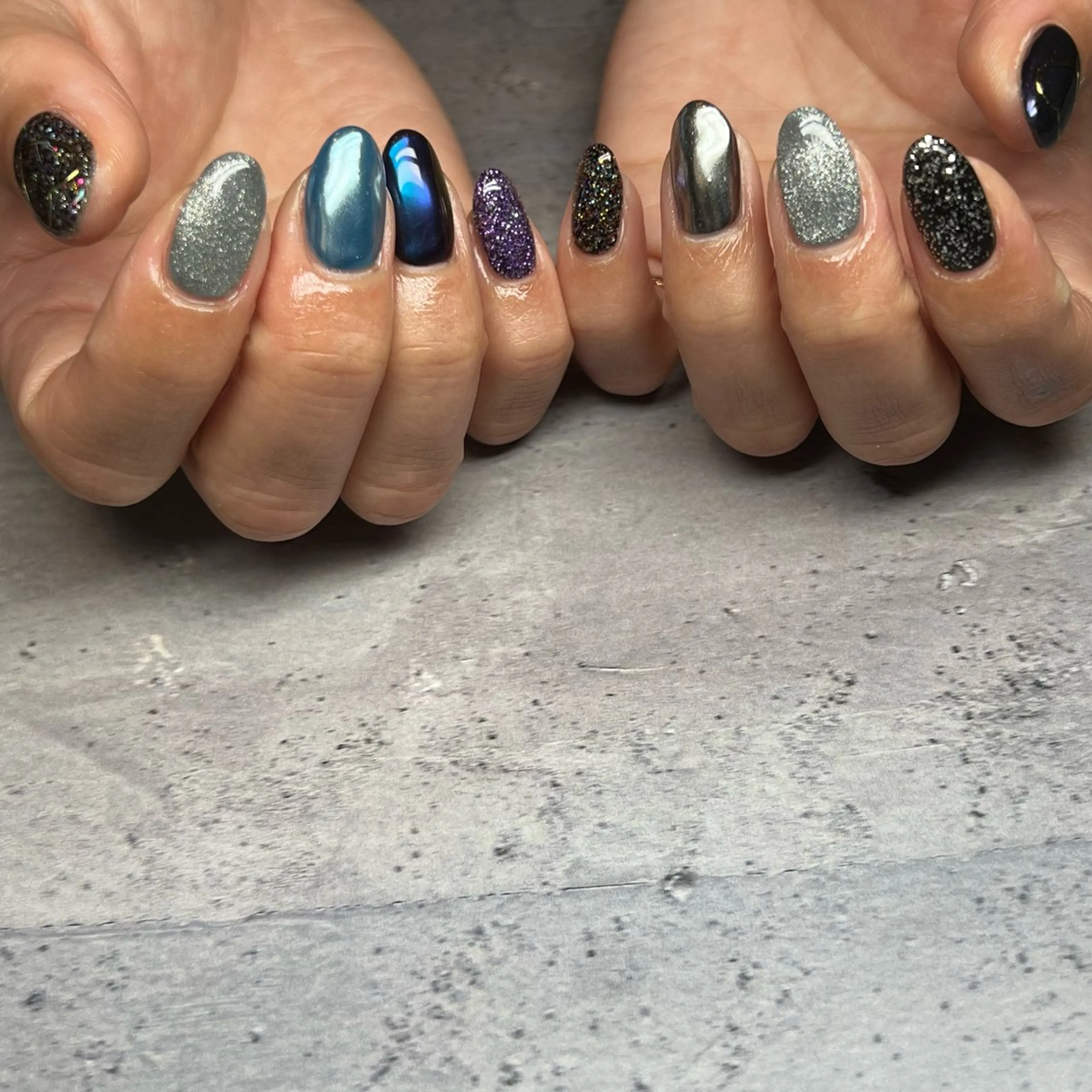 ネイル ワンカラーネイル ハンドネイル 𝐫𝐚𝐢 𝐧𝐚𝐢𝐥の眉毛・アイブロウイメージ