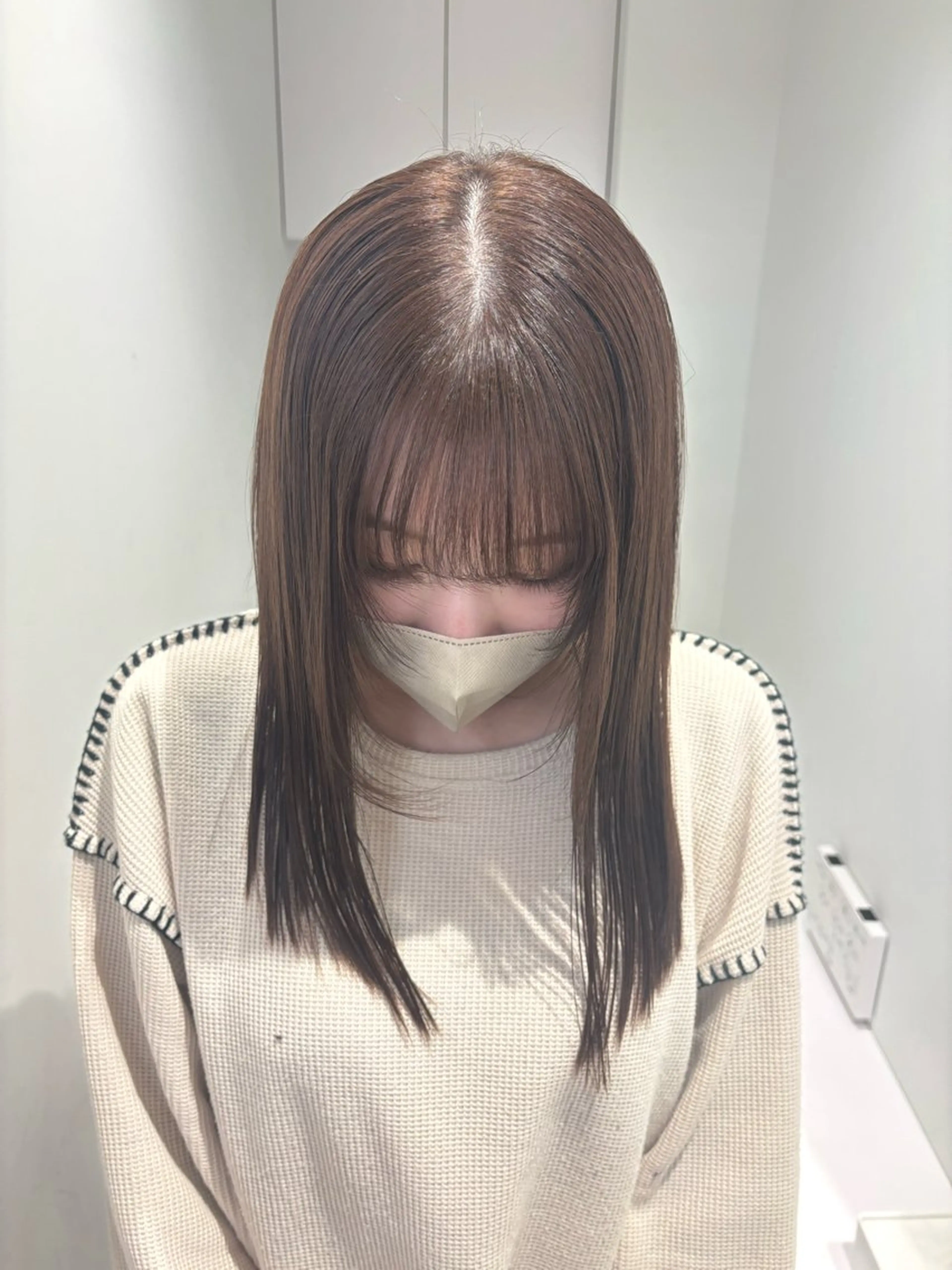 セミロング ヘアカラー リン🔔ボブ cut ベージュカラー🤎のヘアスタイル