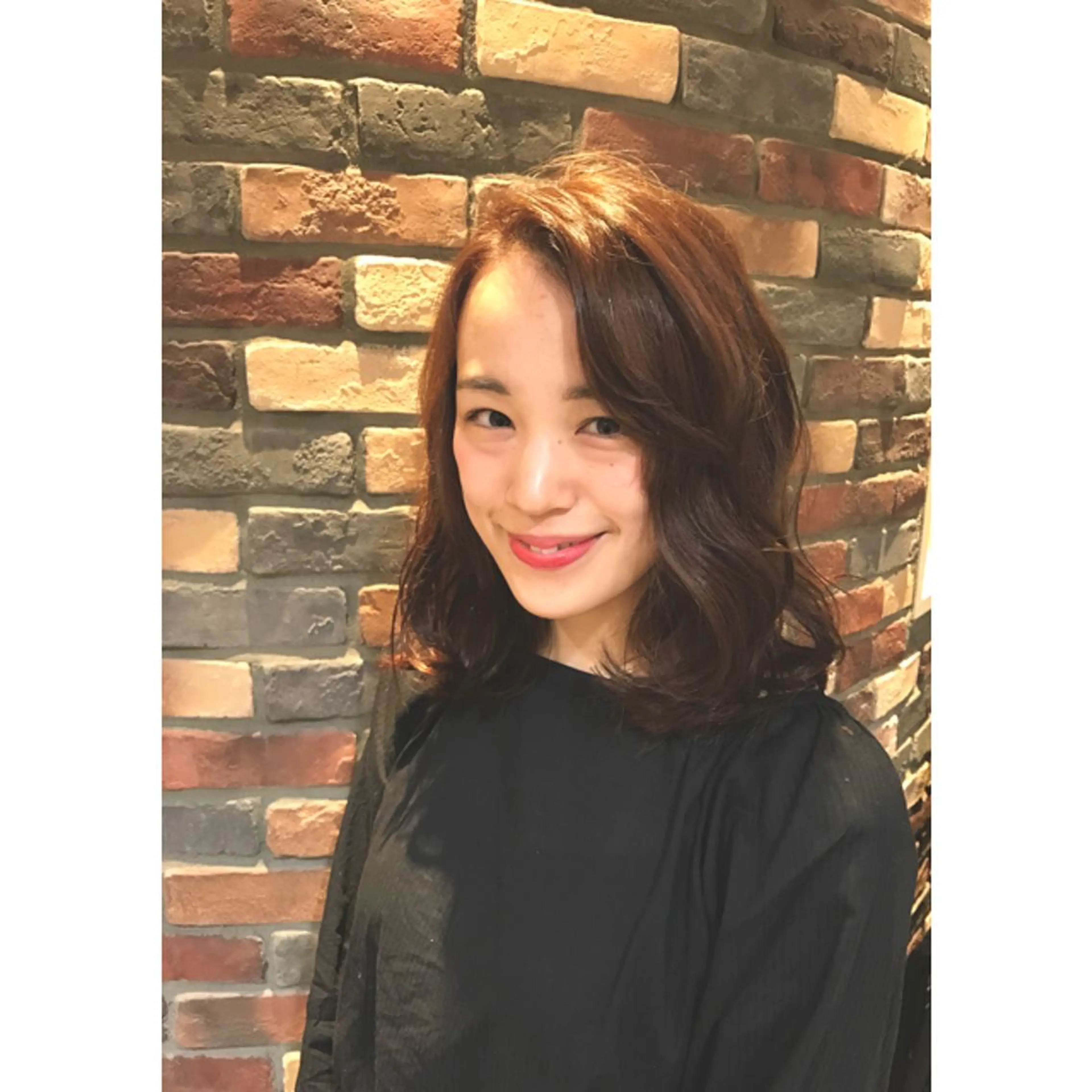 セミロング 若林 美由希のヘアスタイル