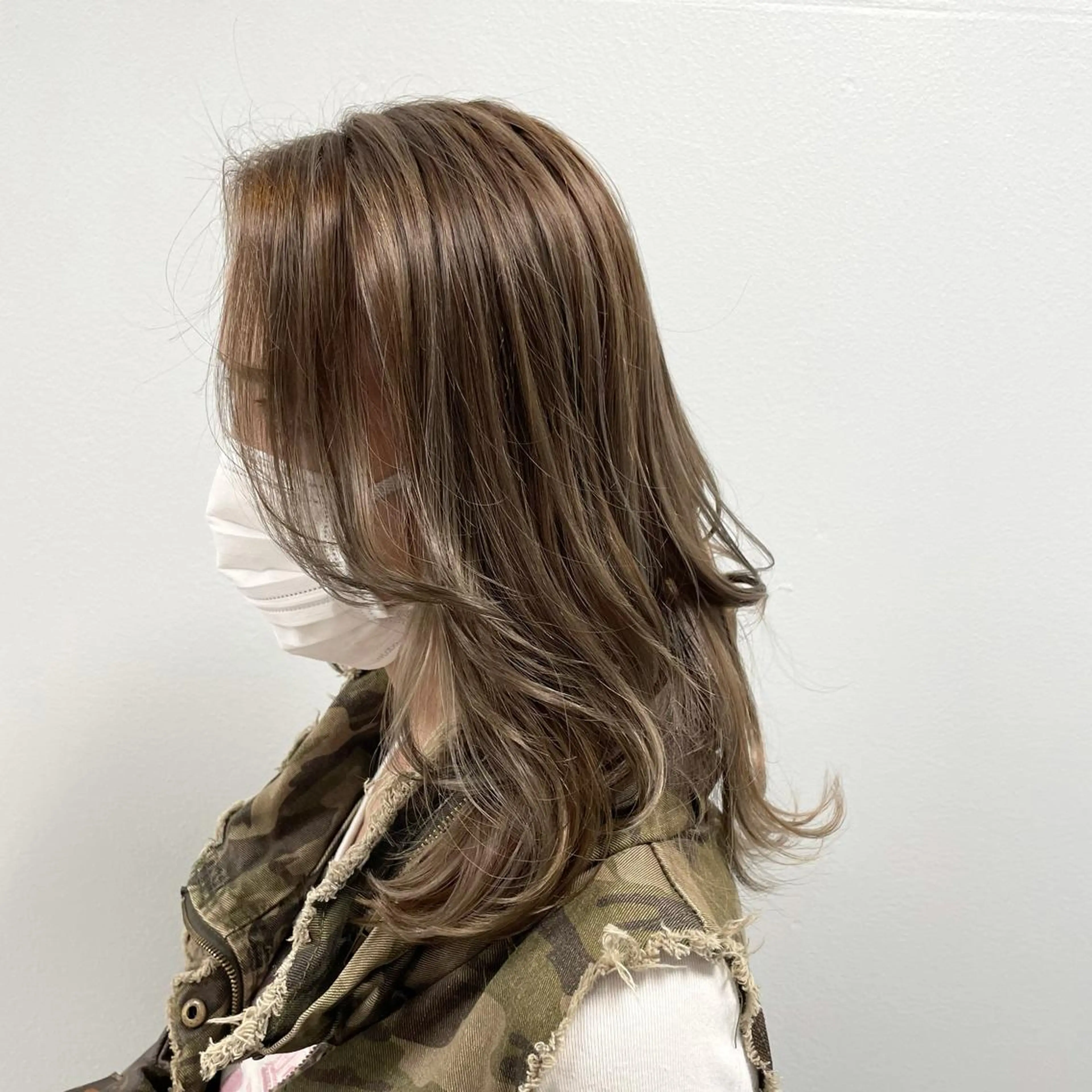 ミディアム カラー 縮毛矯正 トリートメント 心斎橋/ブリーチなし 髪質改善/レイヤーのヘアスタイル