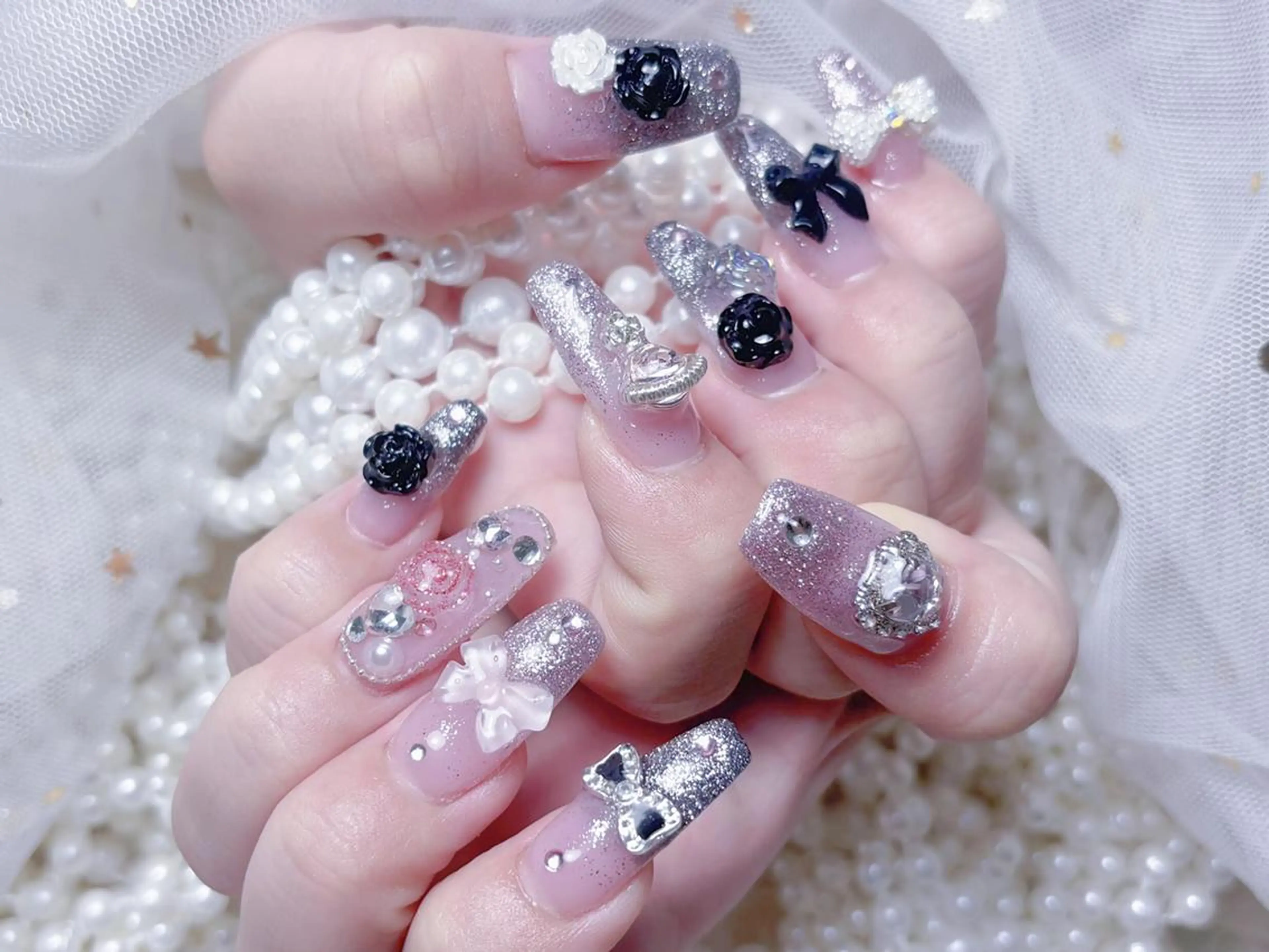 ネイル 🎀まゆ 🪽🐾のネイルデザイン