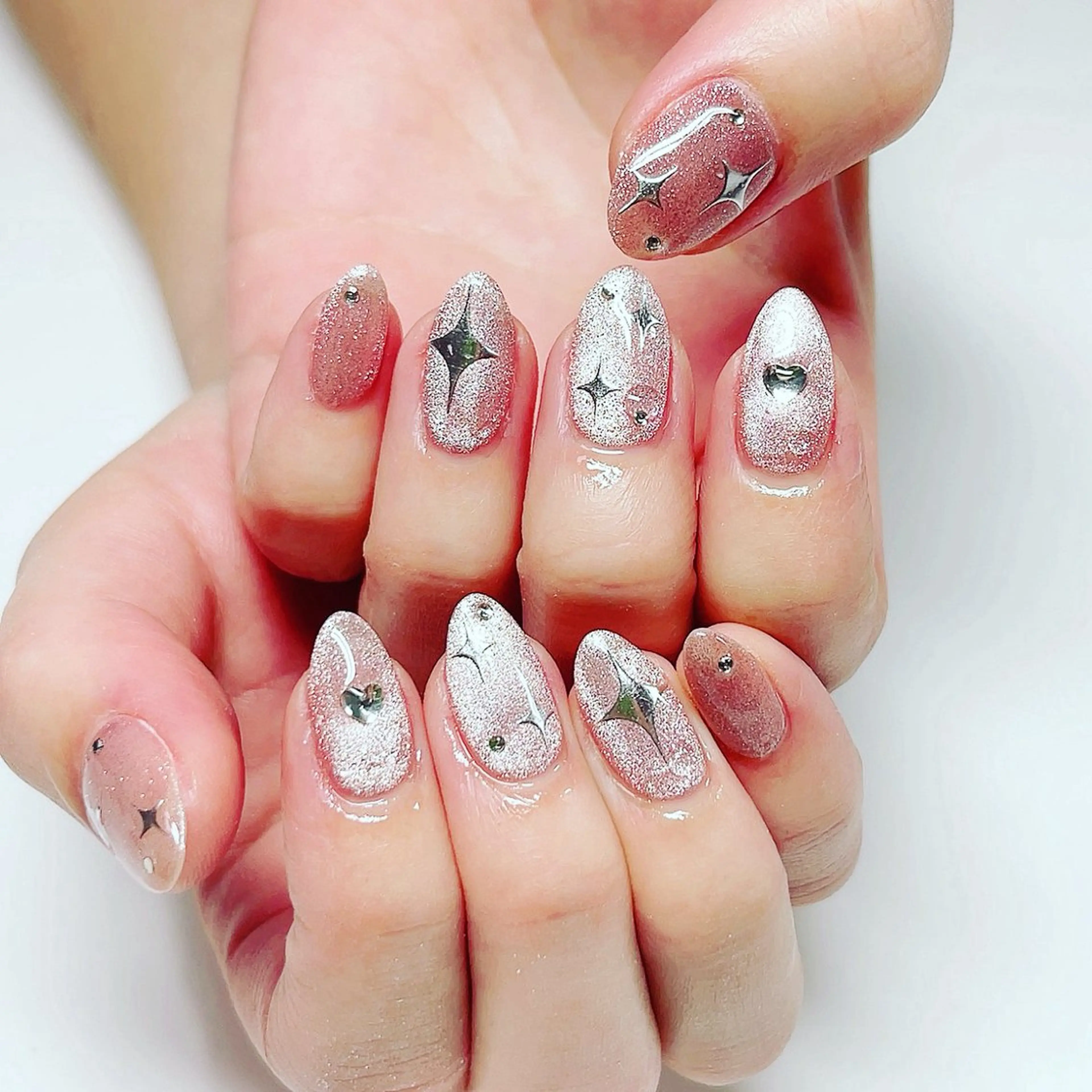 ネイル ハンドネイル か な🧚‍♀️のネイルデザイン