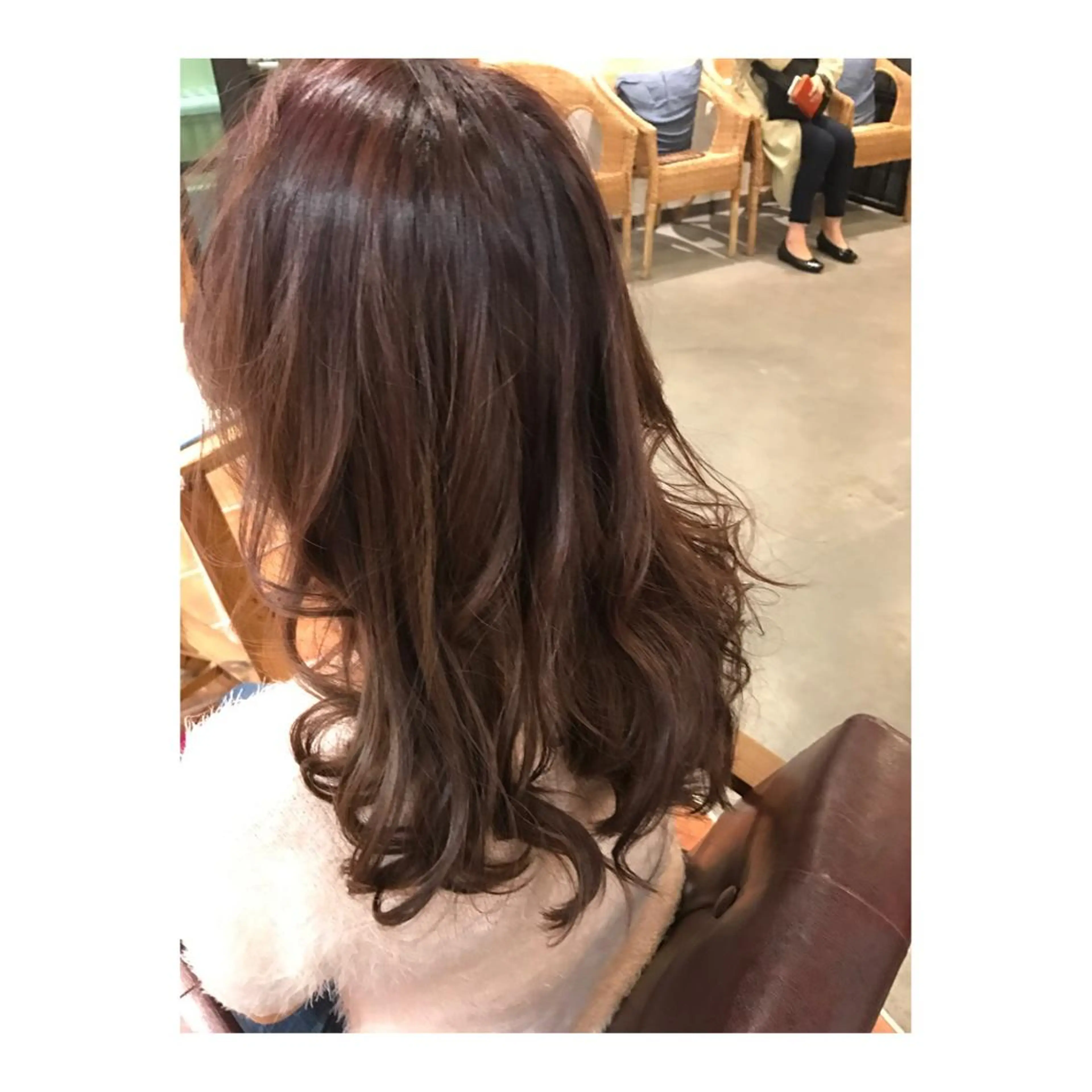 ミディアム アッシュ カット ヘアカラー トリートメント 河野 行史のヘアスタイル