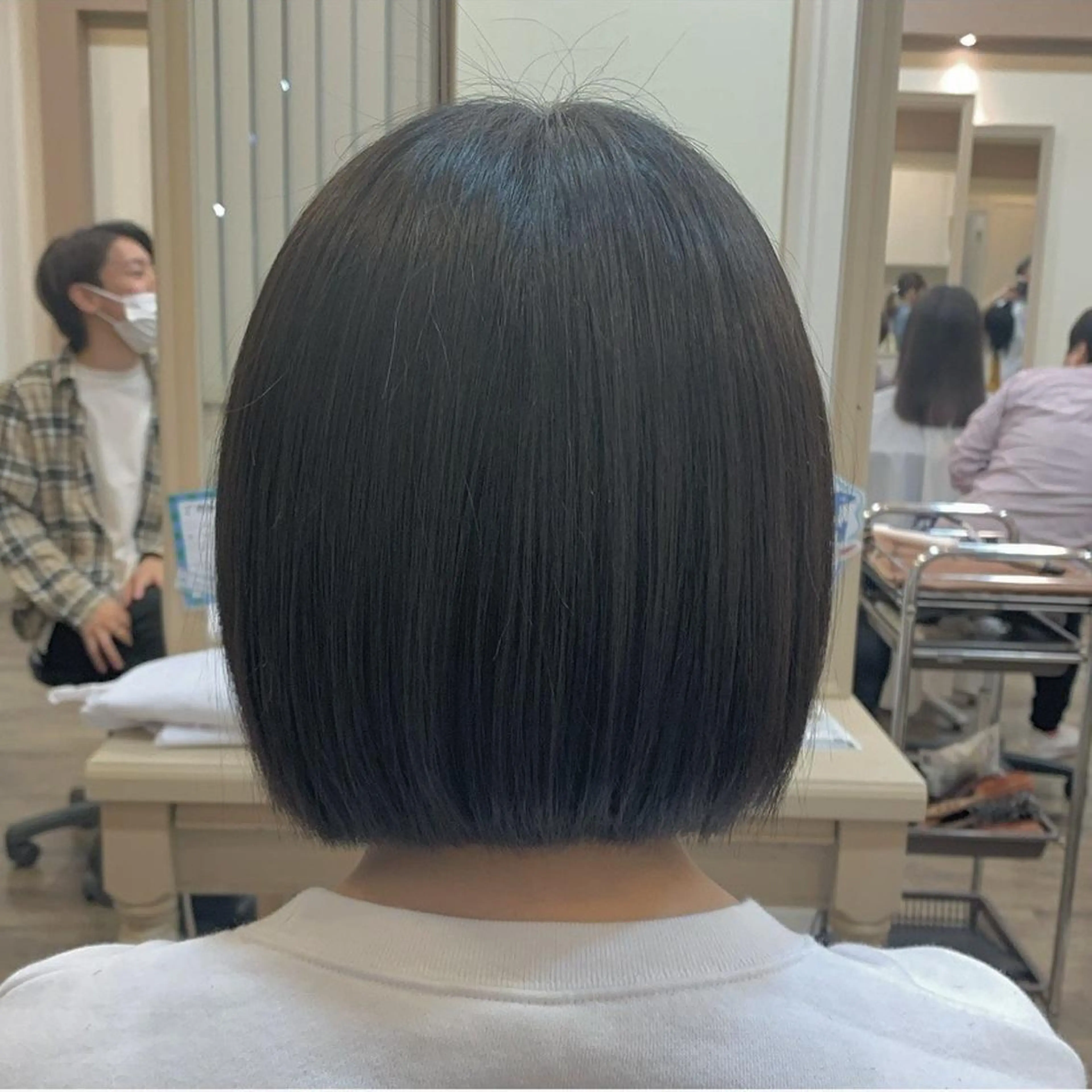 ショート ショートヘア 長野 歌穂のヘアスタイル