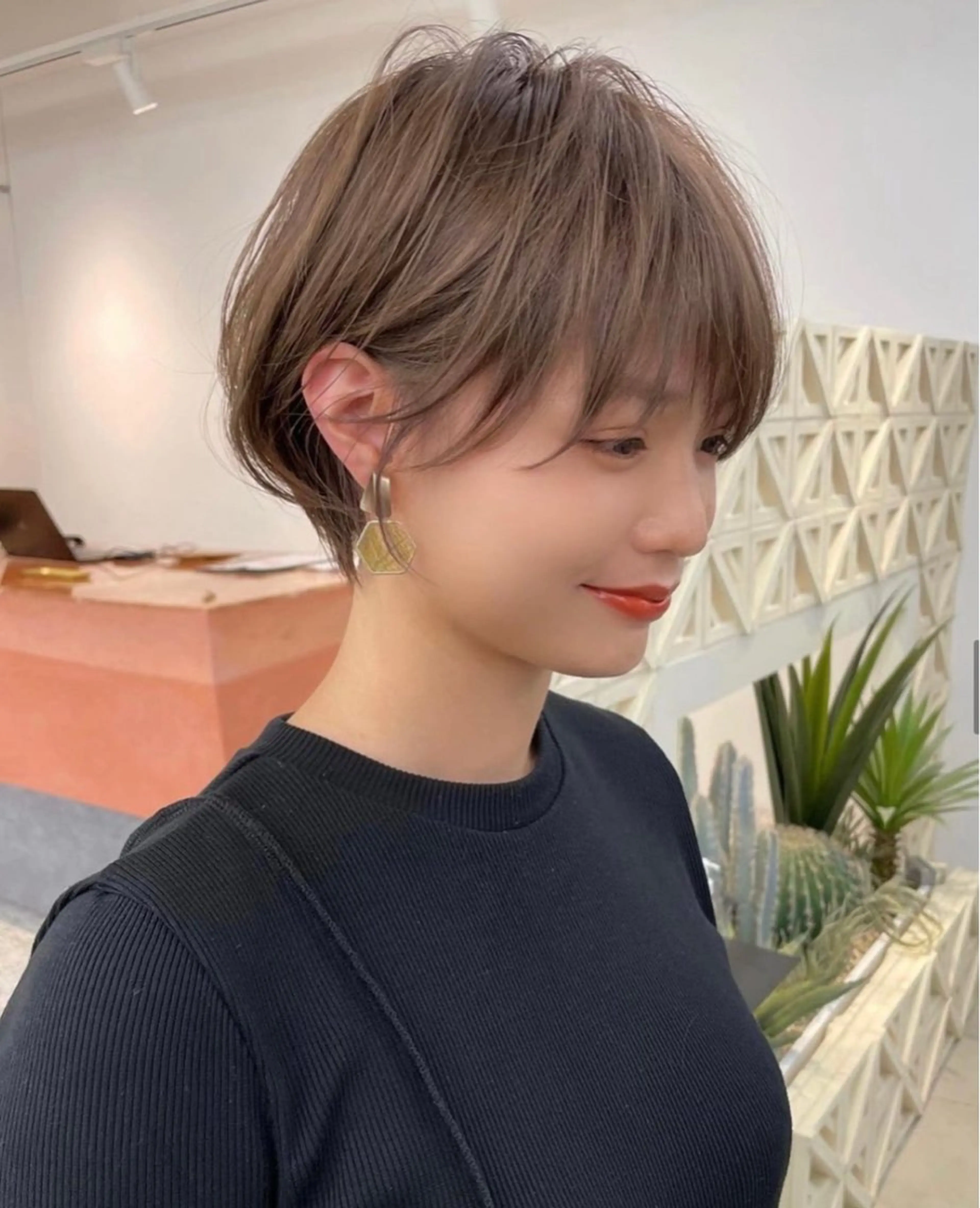 ショート 伊藤 優里のヘアスタイル