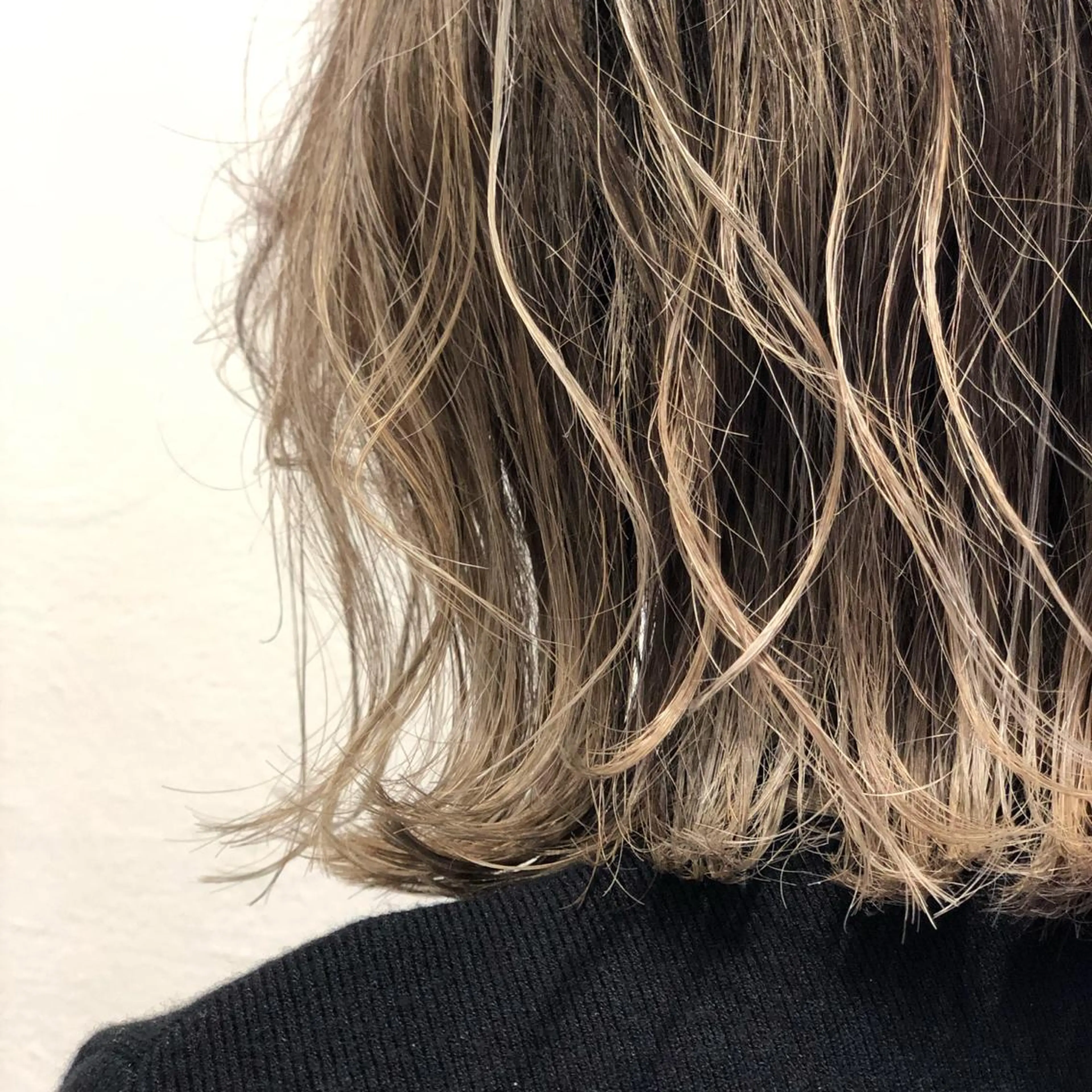 ショート カラー グレージュ ハイライトカラー ハイライト Tao所属・藤川 大智のヘアスタイル