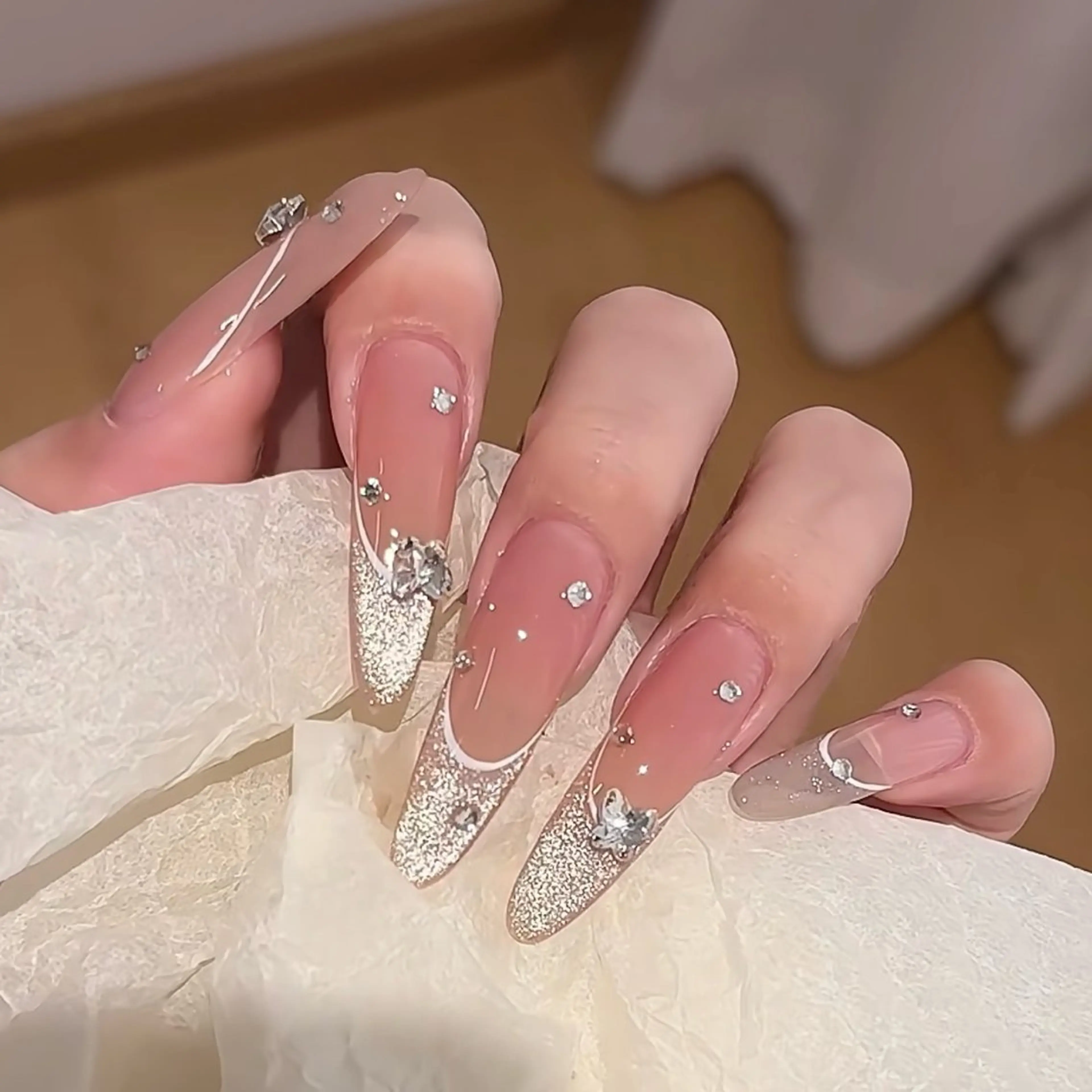 ネイル ハンドネイル 🎀 NaNa_nailのネイルデザイン