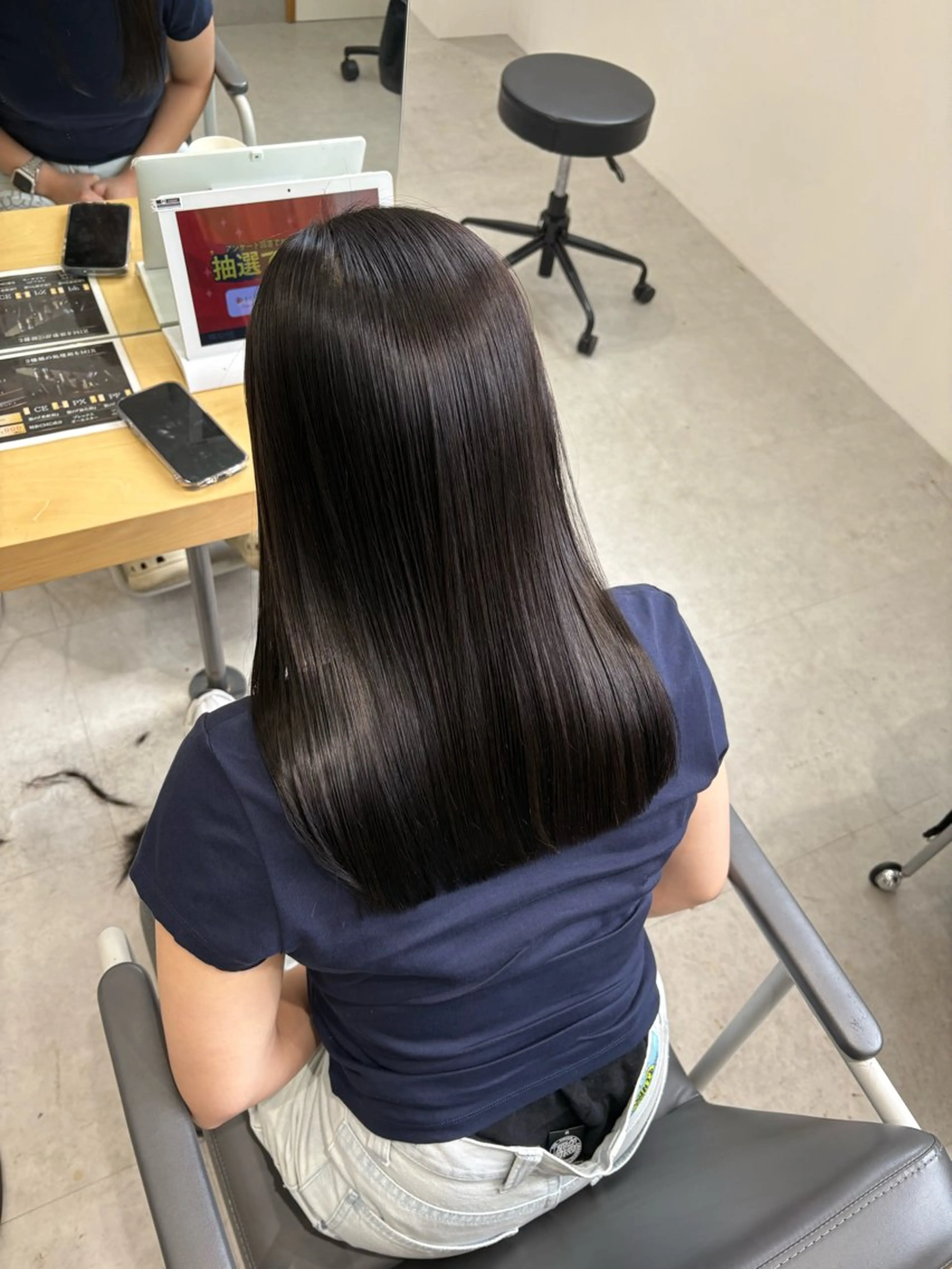 セミロング 髪質改善 トリートメント 酸性ストレート カット 縮毛矯正 トリートメント SOYON西大寺店所属・ダブルカラー/ 髪質改善💎安藤のヘアスタイル