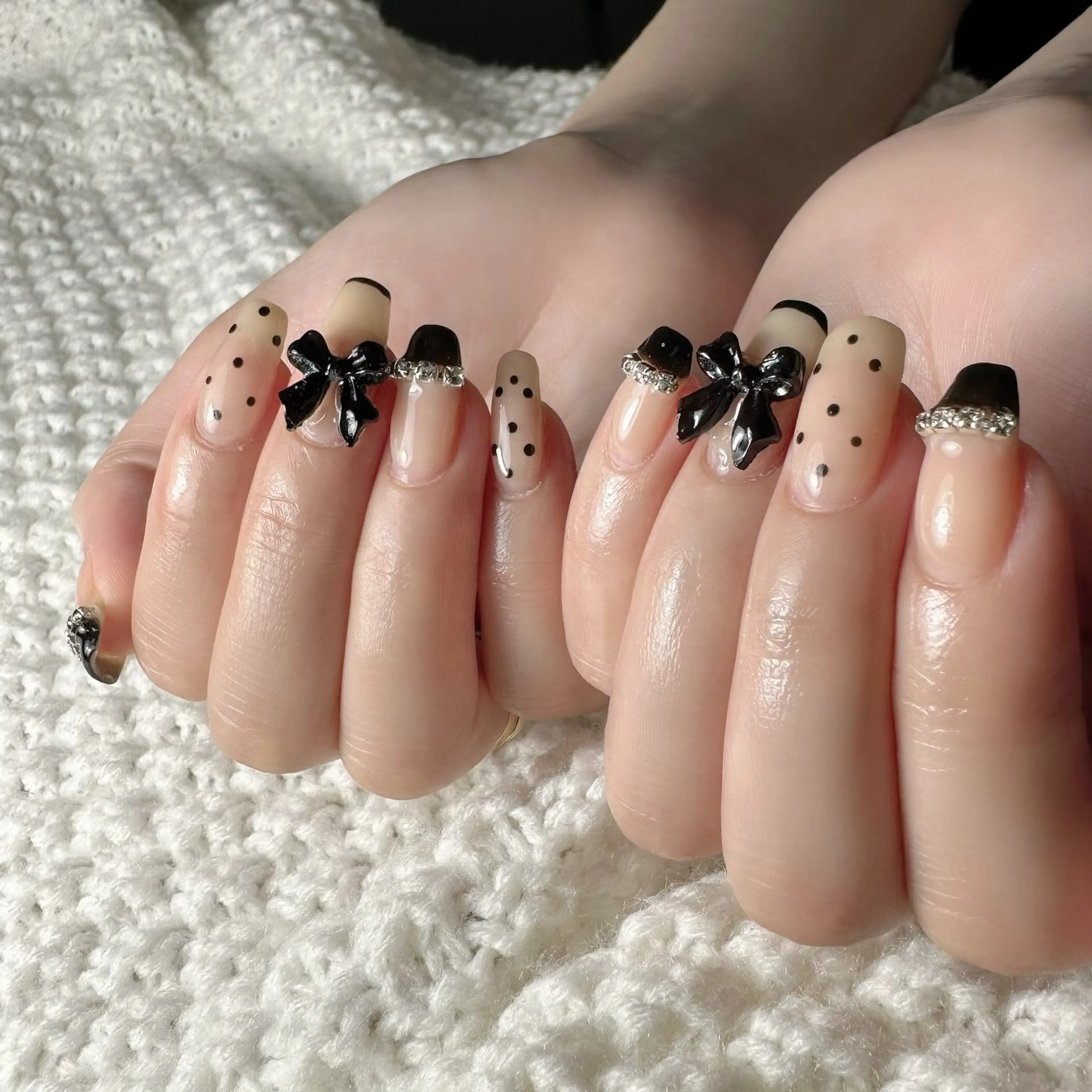 ネイル 新山 聖のネイルデザイン