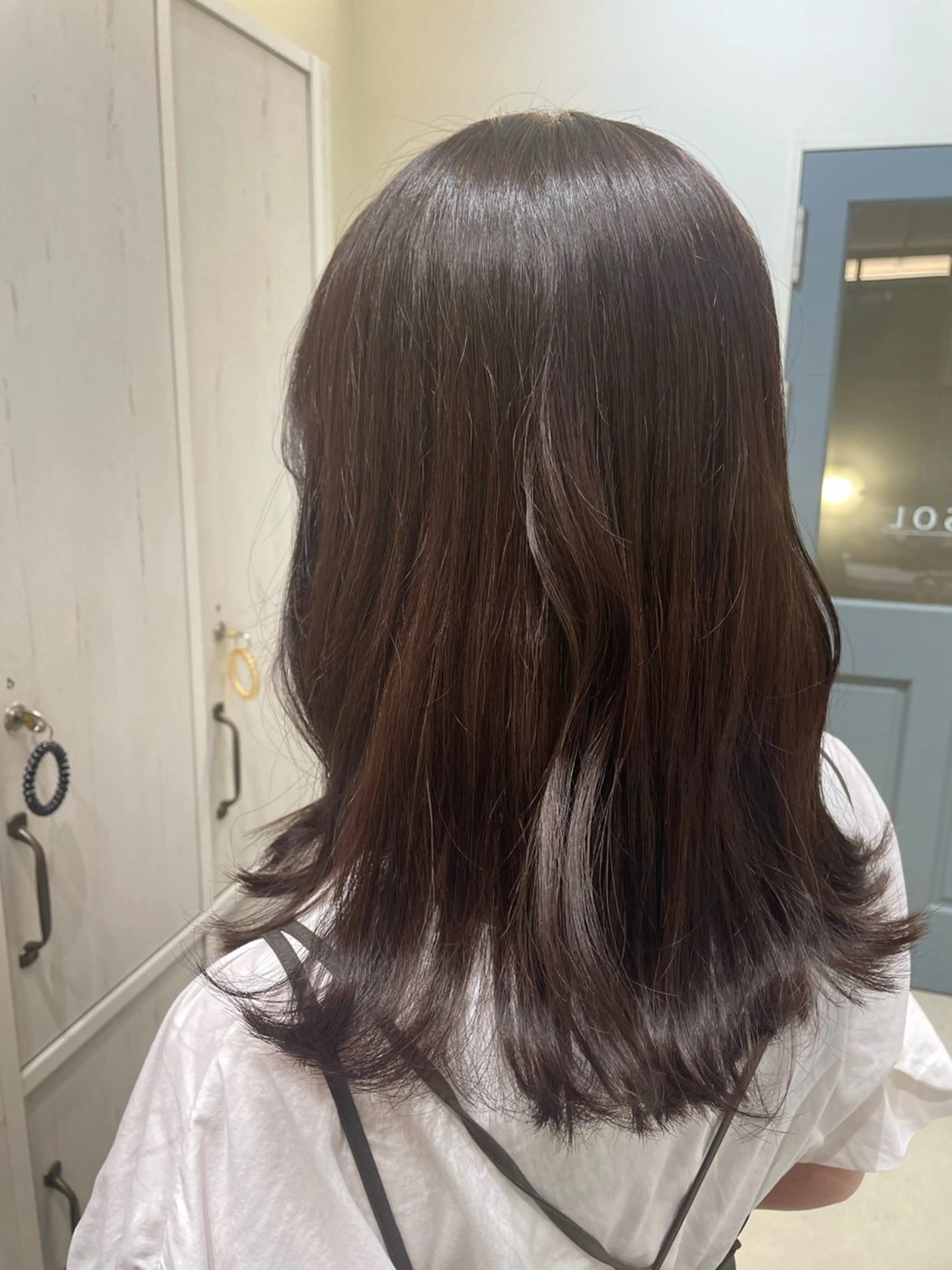 ミディアム 顔周りカット レイヤーカット つちだ ゆうひ / 暗髪カラー⟡.·のヘアスタイル