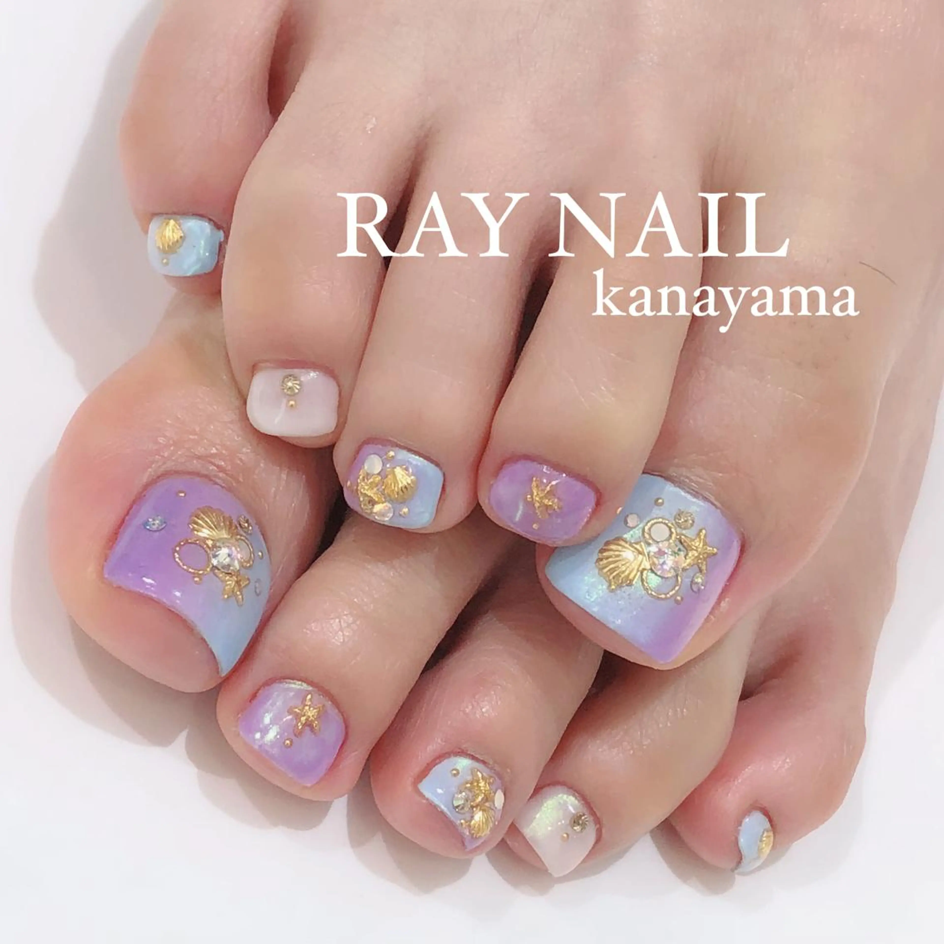 ネイル フットネイル 夏ネイル フットネイル Arowa 伊田のネイルデザイン