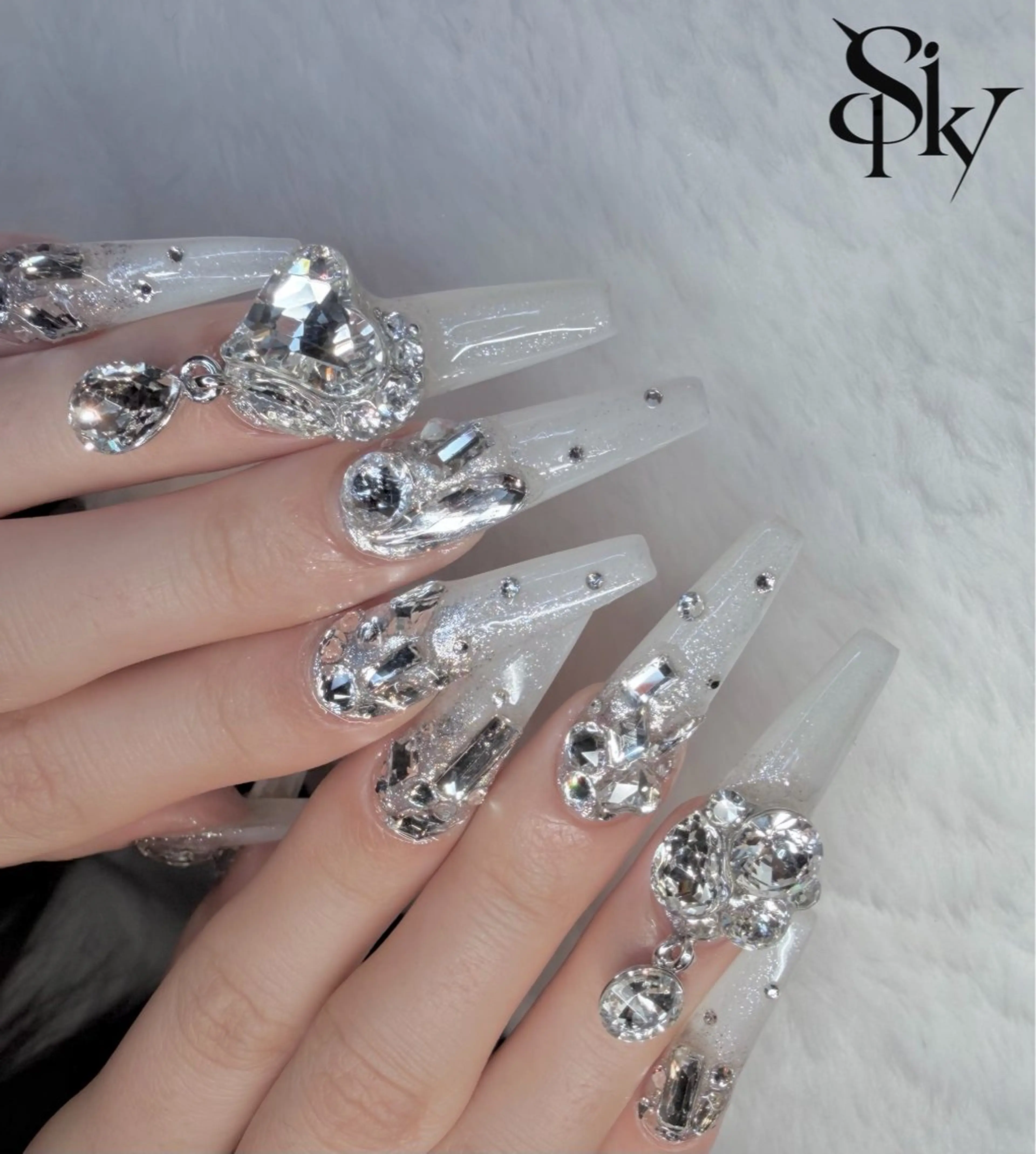 ネイル ハンドネイル Spiky とうげ ふうかのネイルデザイン