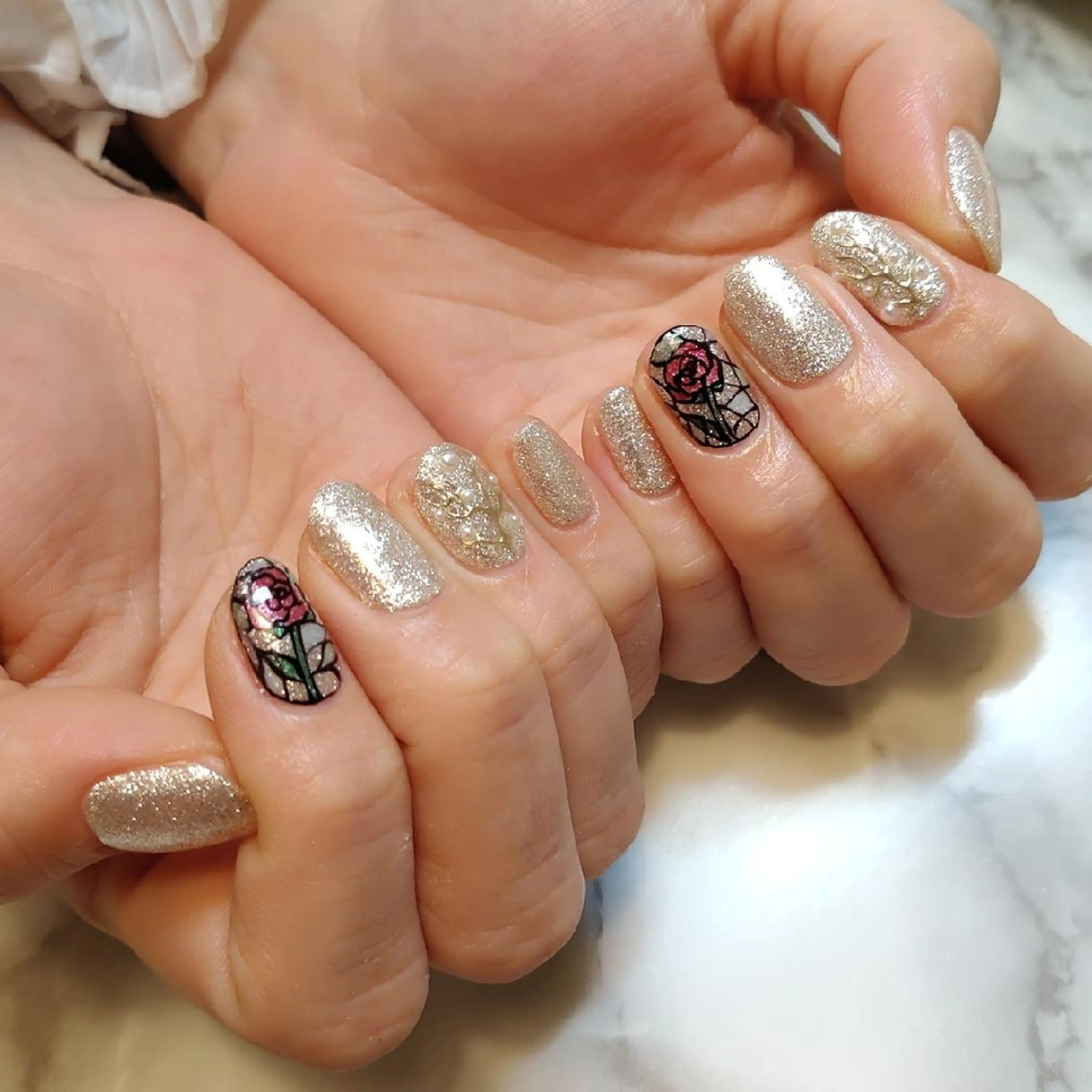 ネイル ジェヌインネイル 河内のネイルデザイン