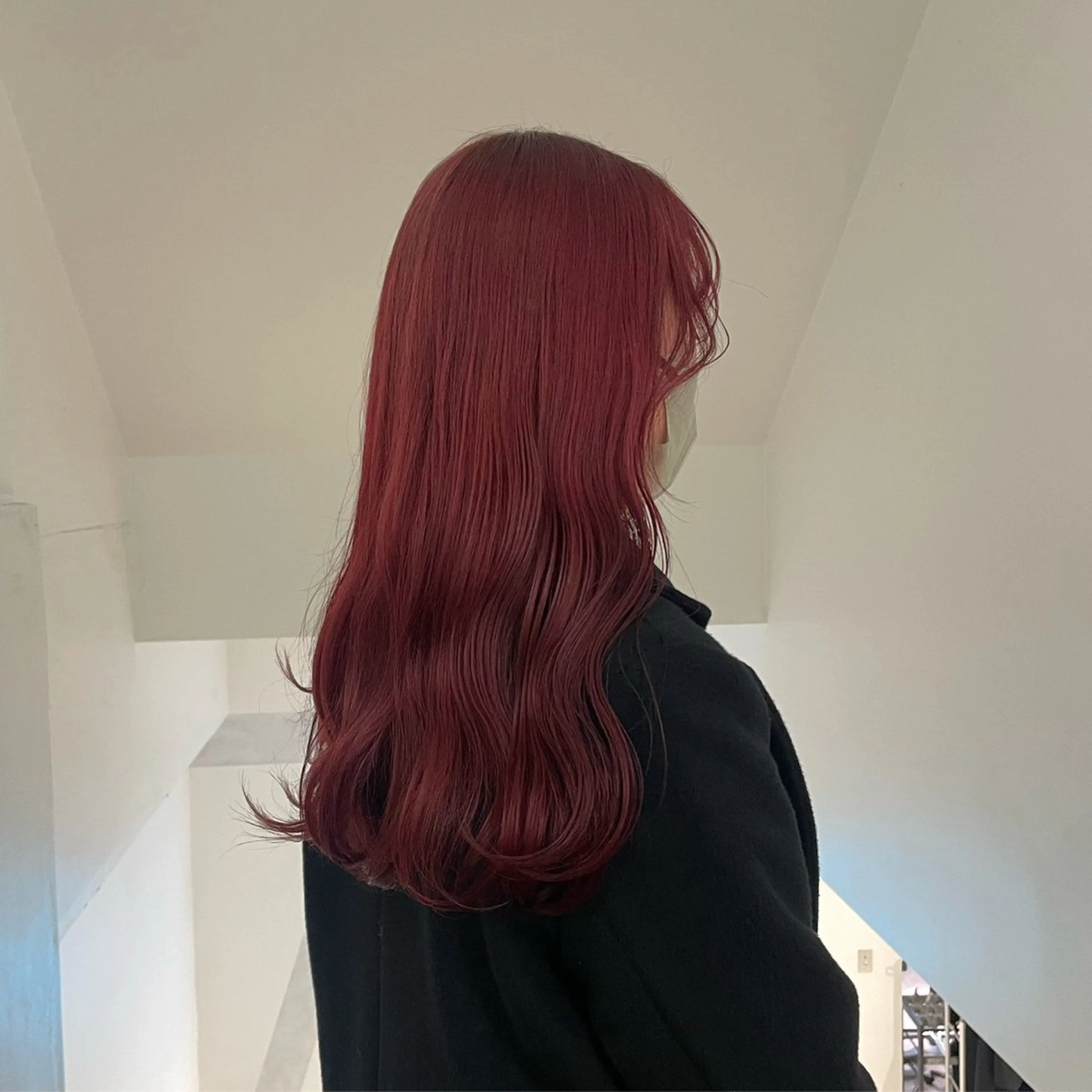 ミディアム カラー ヘアカラー 🌟暖色系ハイトーン 🌟AIのヘアスタイル