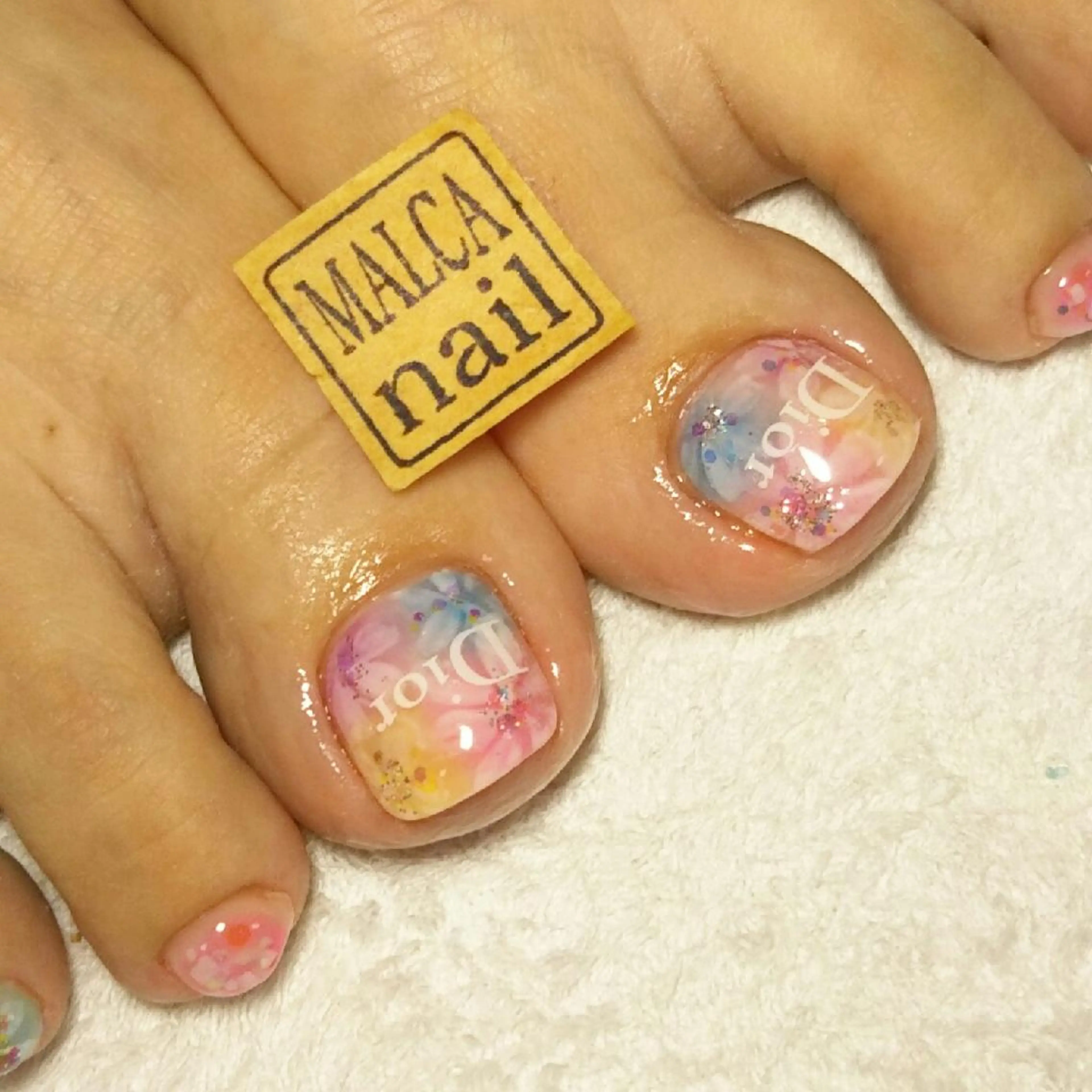 セミロング ヘアアレンジ パーマ ネイル キッズ マツエク・マツパ MALCAnail(マルカネイル)所属・荒木 莉奈のネイルデザイン