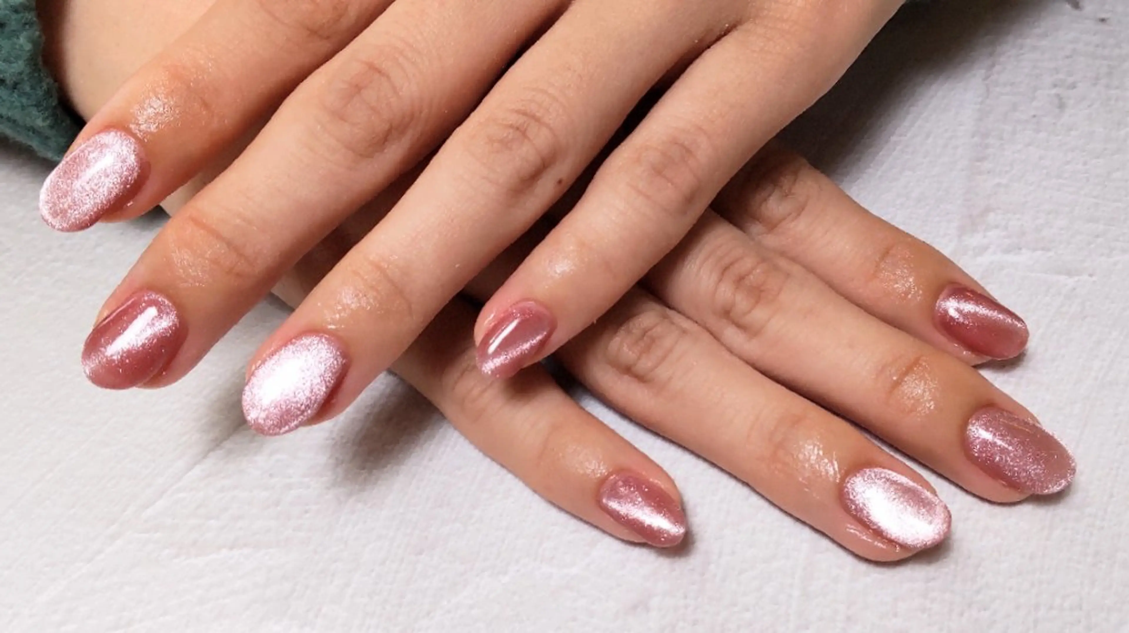 ネイル キラキラネイル マグネットネイル ピンク ハンドネイル MIURA＊ HIROKOのネイルデザイン