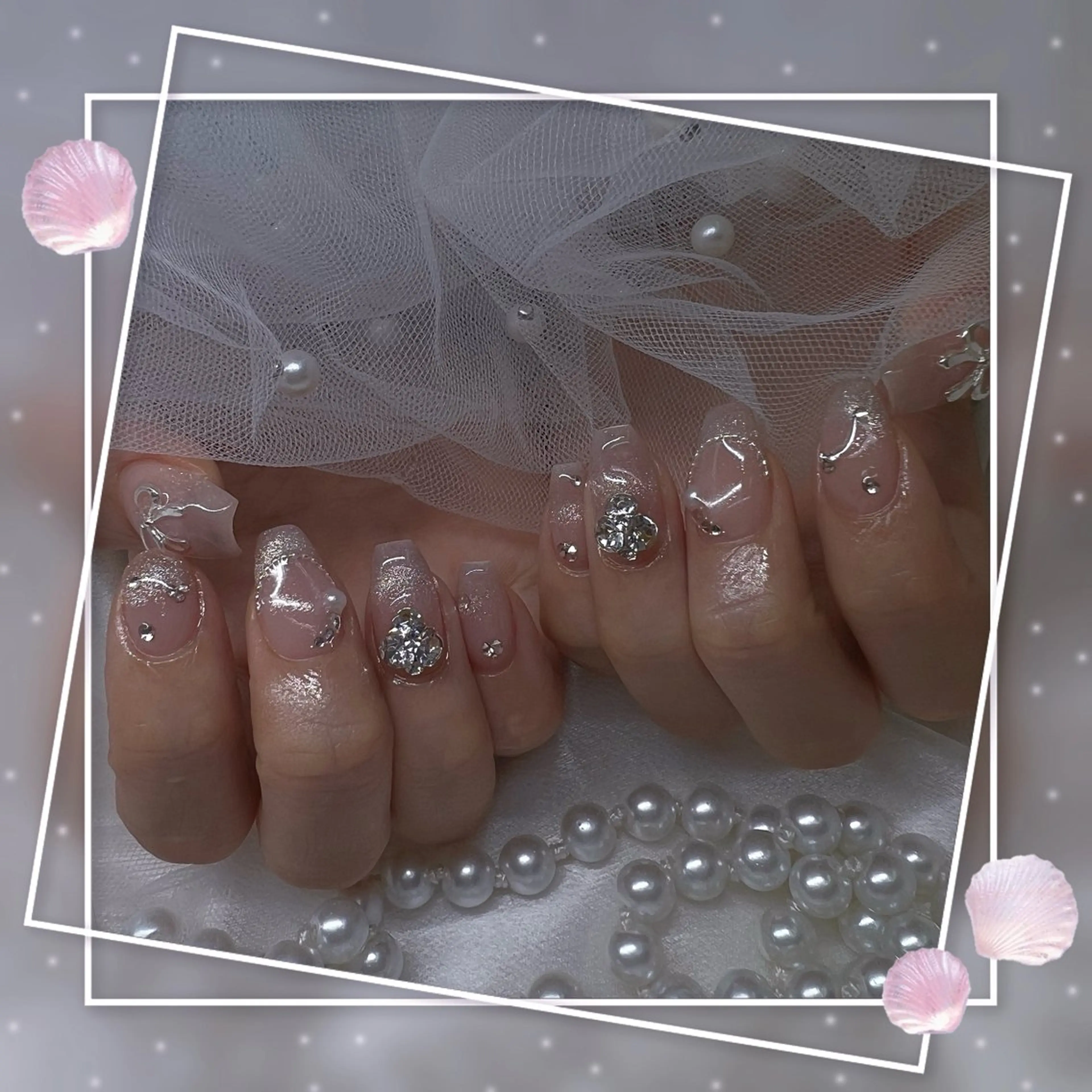 ネイル チークネイル フレンチネイル グラデーション マグネットネイル マグネットフレンチ ハンドネイル Chill Nailsalonのネイルデザイン