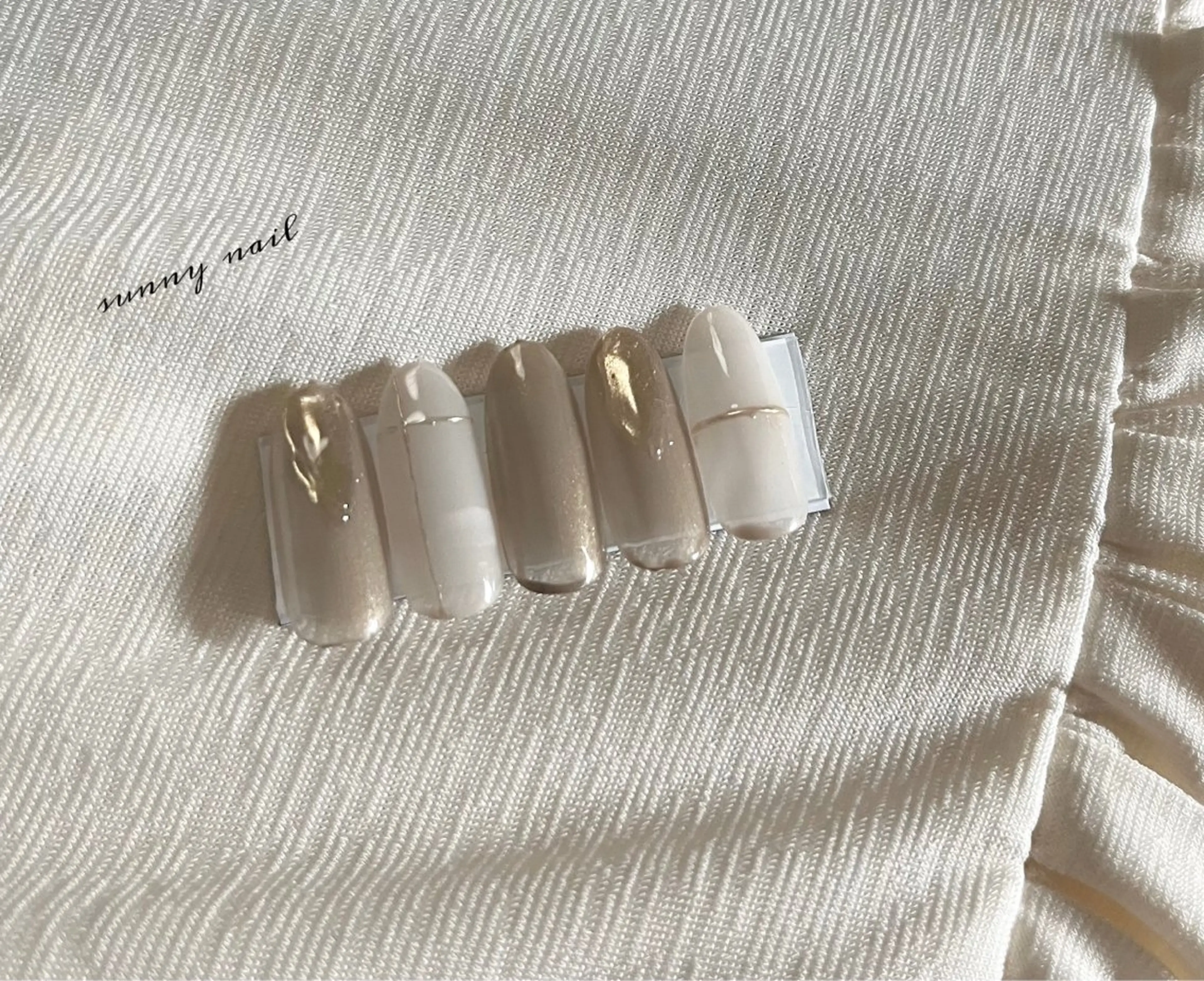 ネイル ゴールド ミラーネイル sunny nailのネイルデザイン