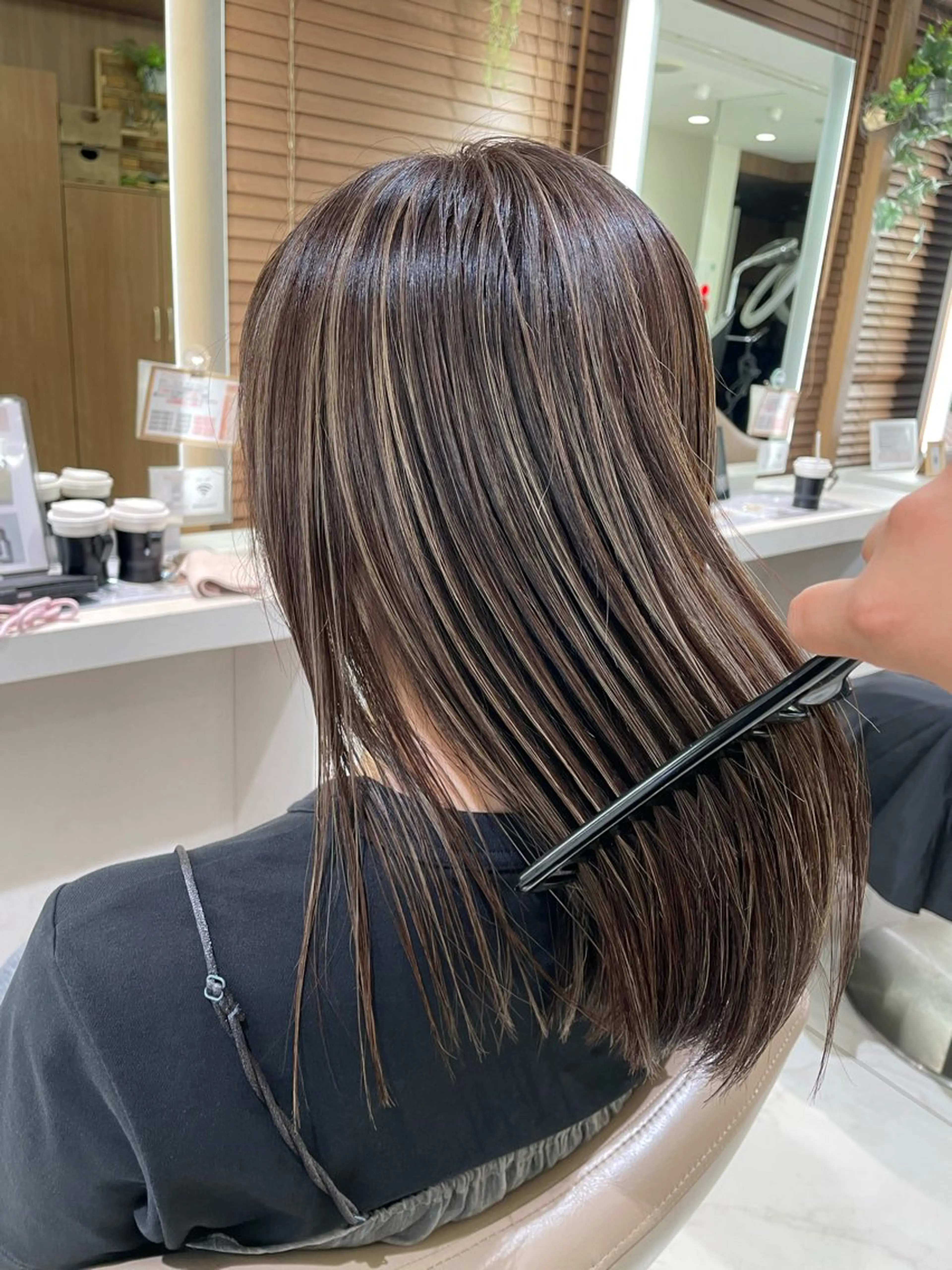 ロング カット ヘアカラー トリートメント 清藤 綾のヘアスタイル