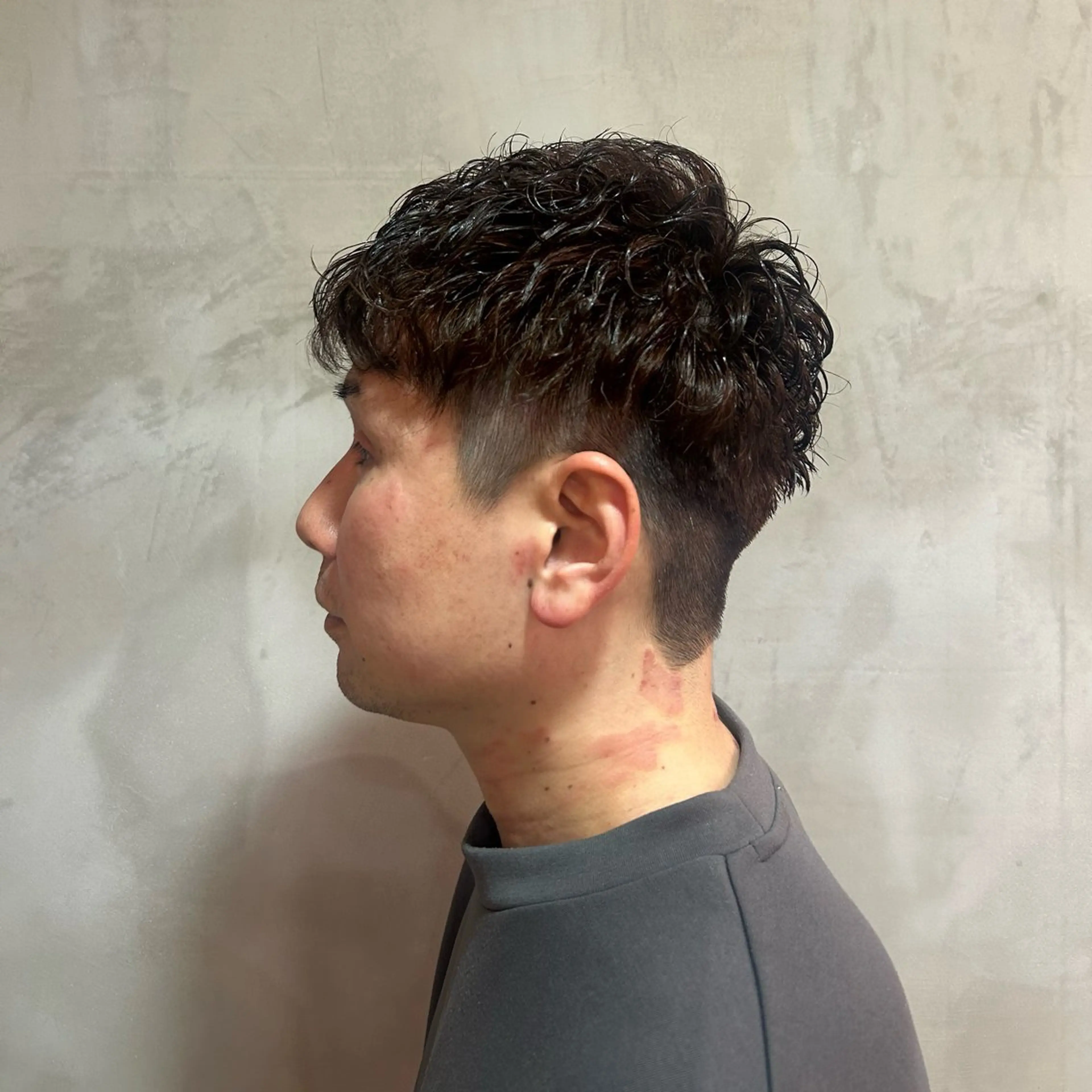 メンズ カット パーマ 前隈 のりかのヘアスタイル